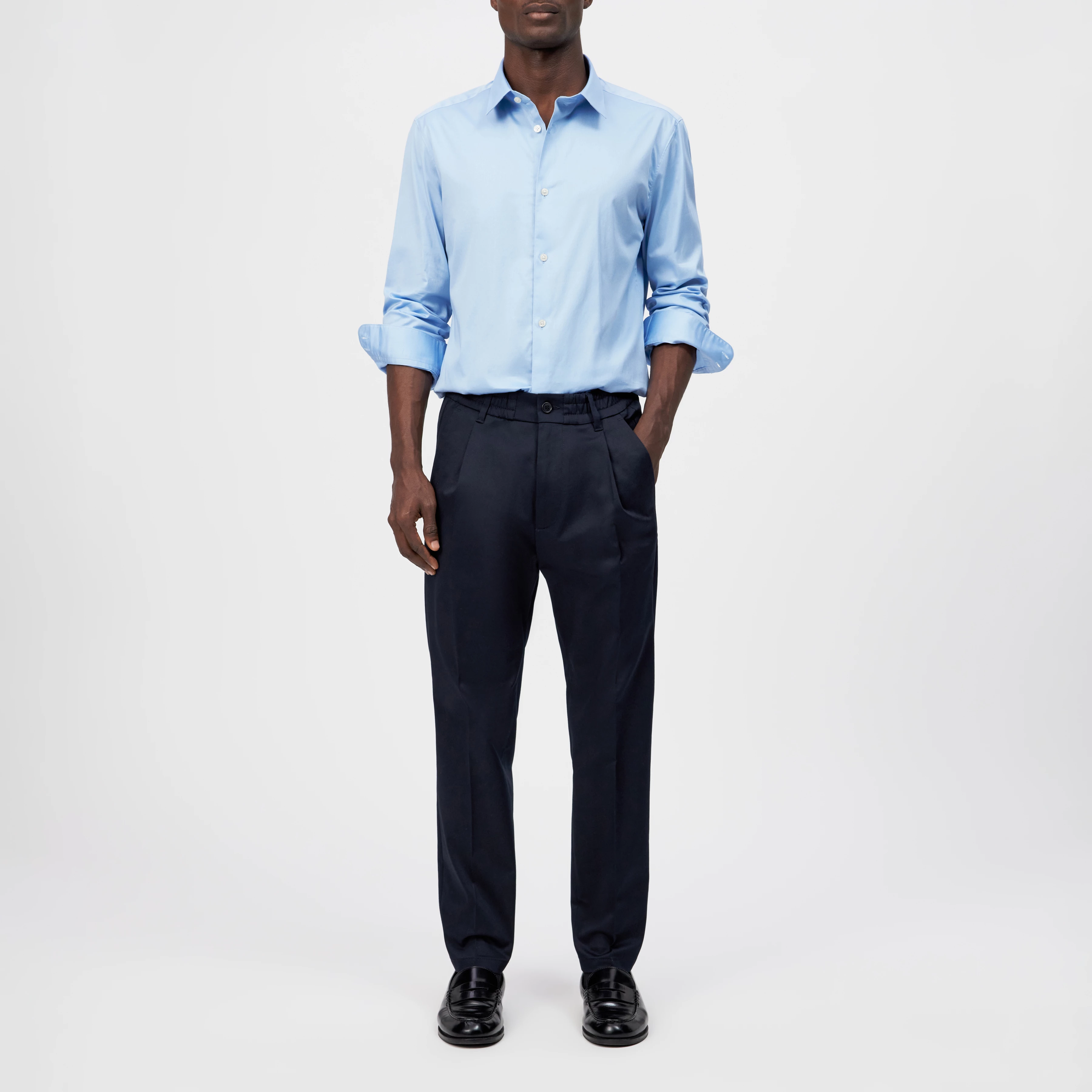 DANEEL - Classic fit shirt in cotton satin - men - blue - Ganzkörper-Frontansicht