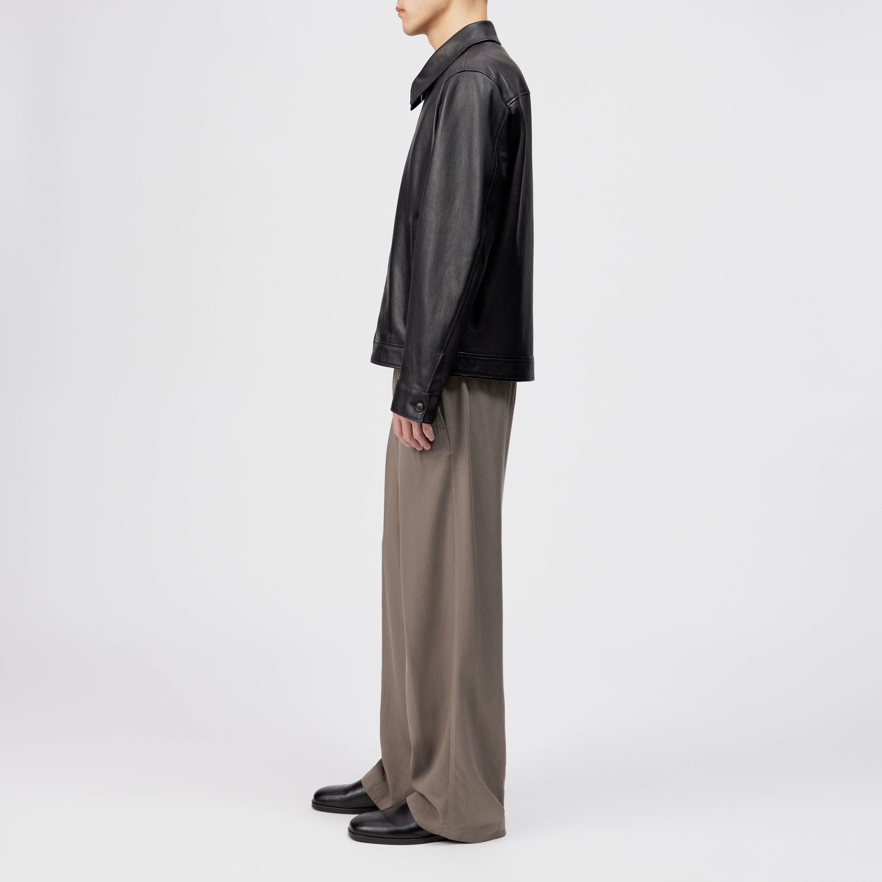 RIKKA_2 - Regular fit zip jacket in nappa leather - men - black - Seitenansicht