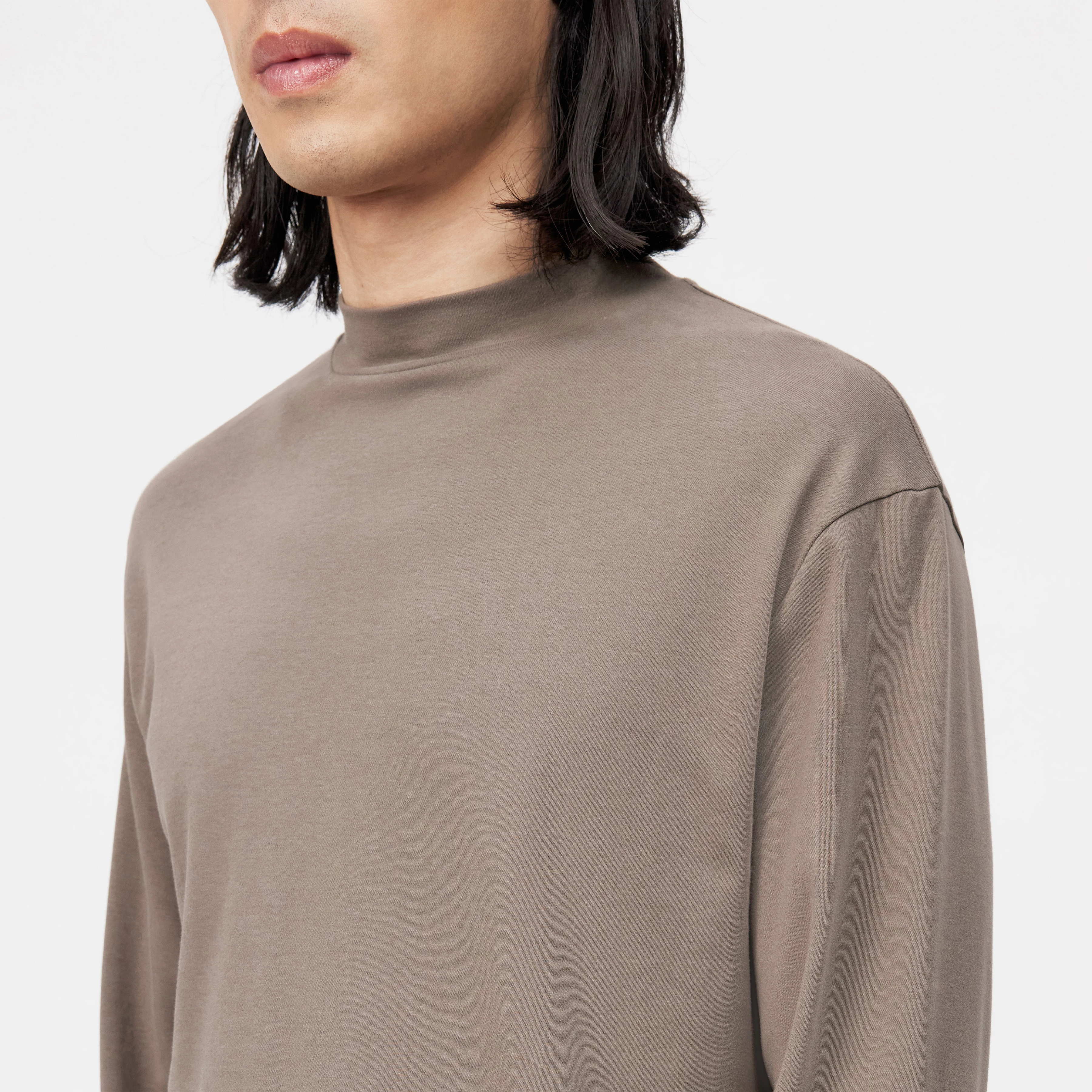 MORITZO - Longsleeve met opstaande kraag van elastisch katoen - heren - bruin - Detailansicht am Model
