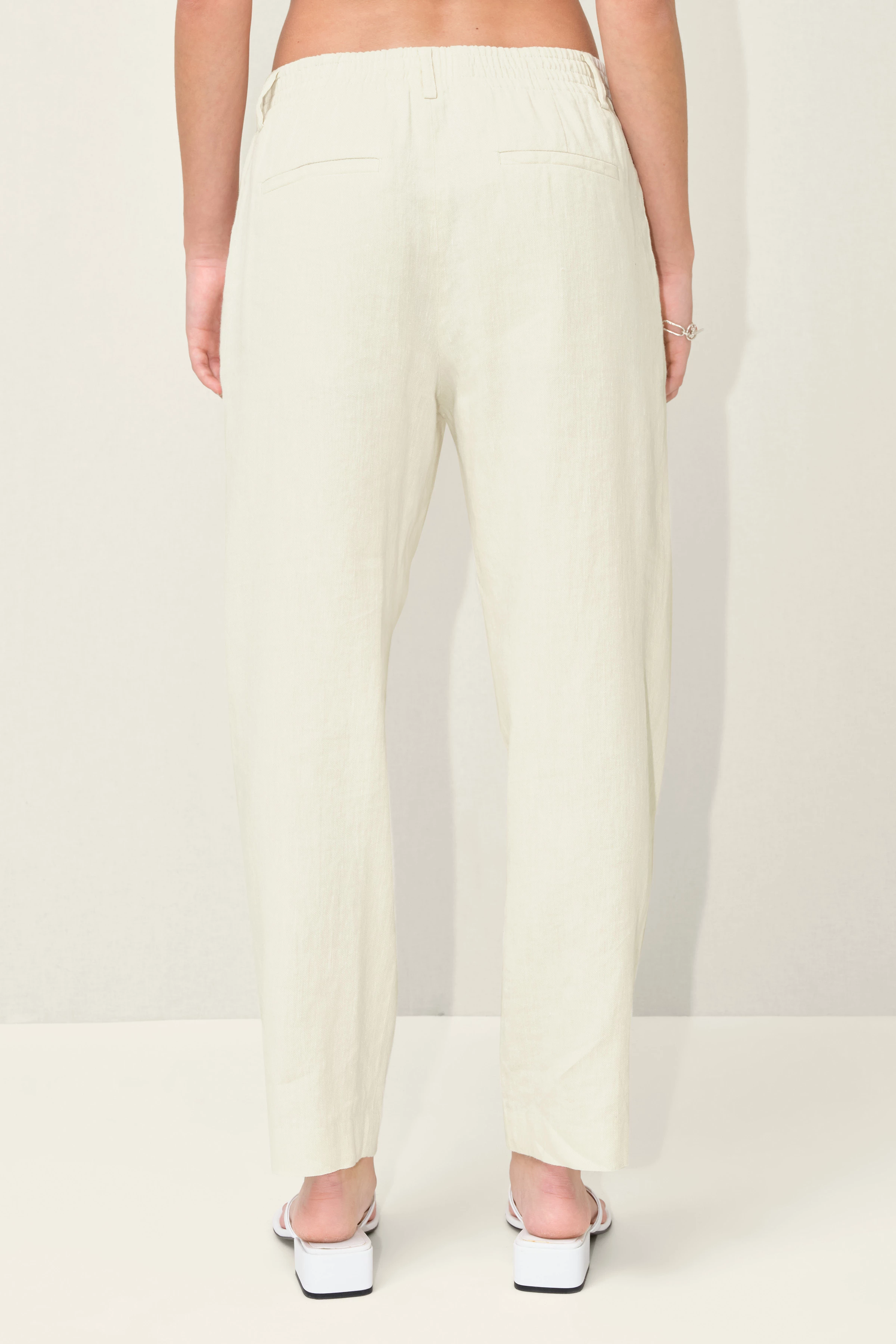 DISPATCH_0 - Bundfaltenhose aus Baumwoll-Leinen-Mix - Damen - off white - Rückansicht