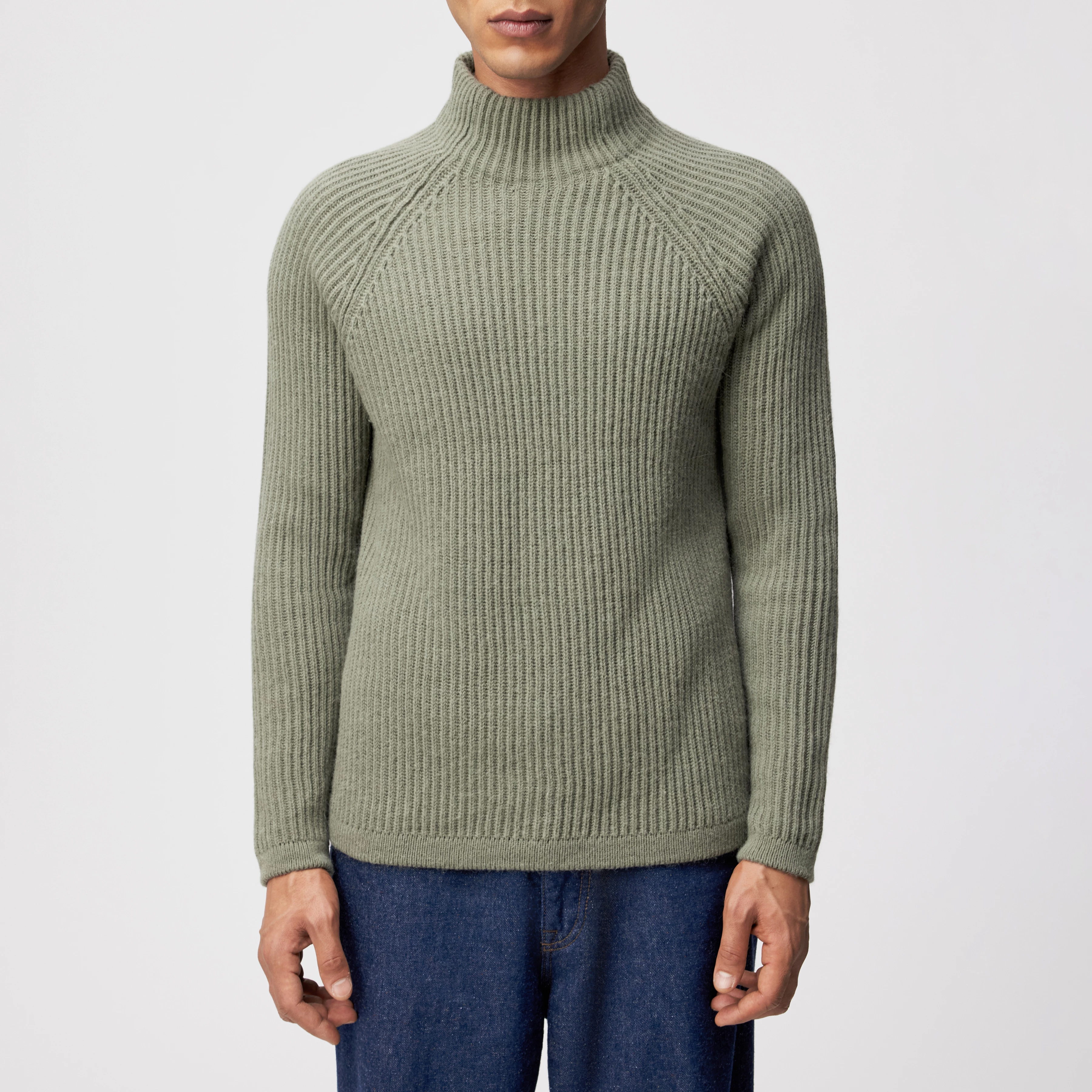 ARVID - Turtleneck jumper in wool and alpaca blend - men - green - Frontansicht