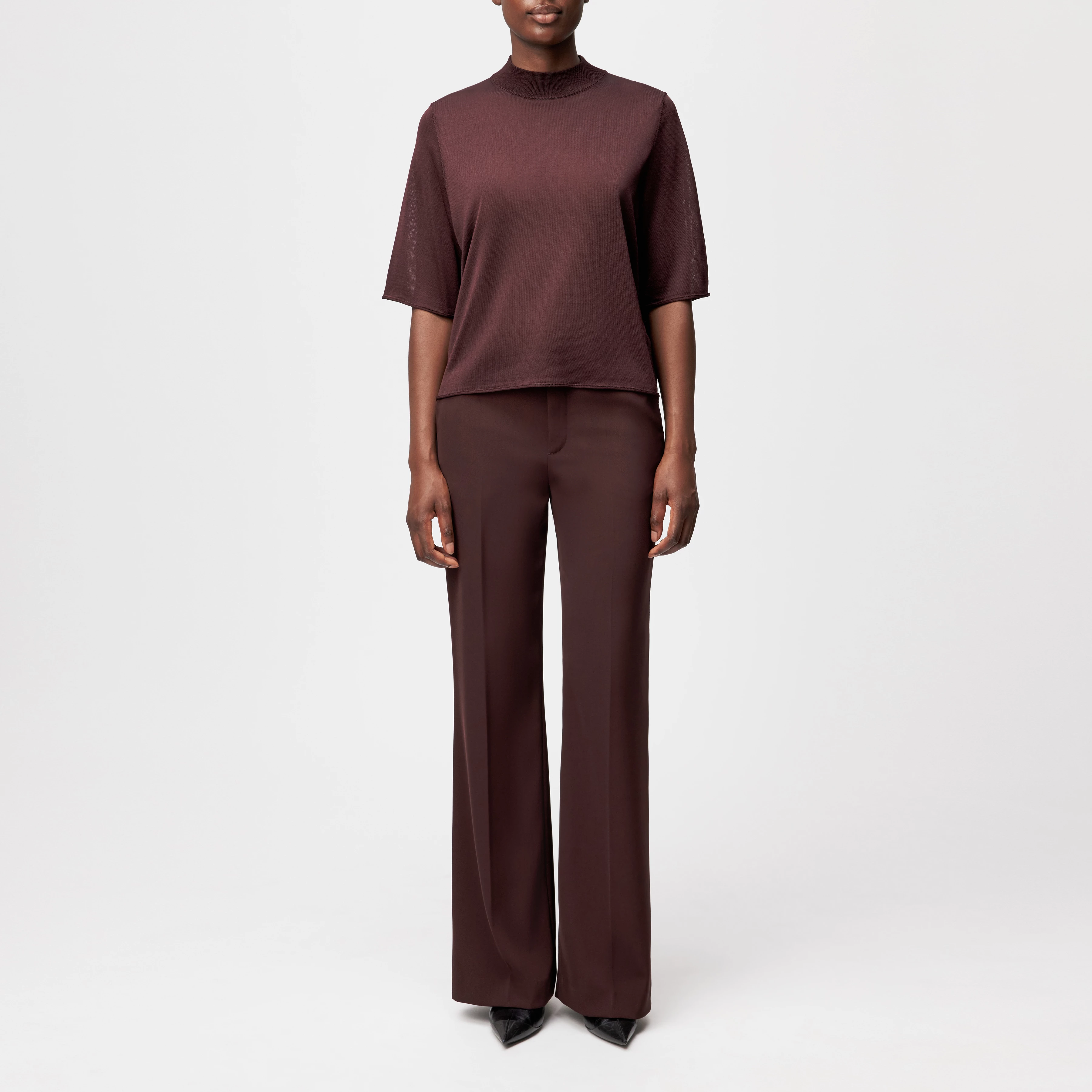 NISLE_2 - Strick-T-Shirt in Luxus-Textur - Damen - rot - Ganzkörper-Frontansicht