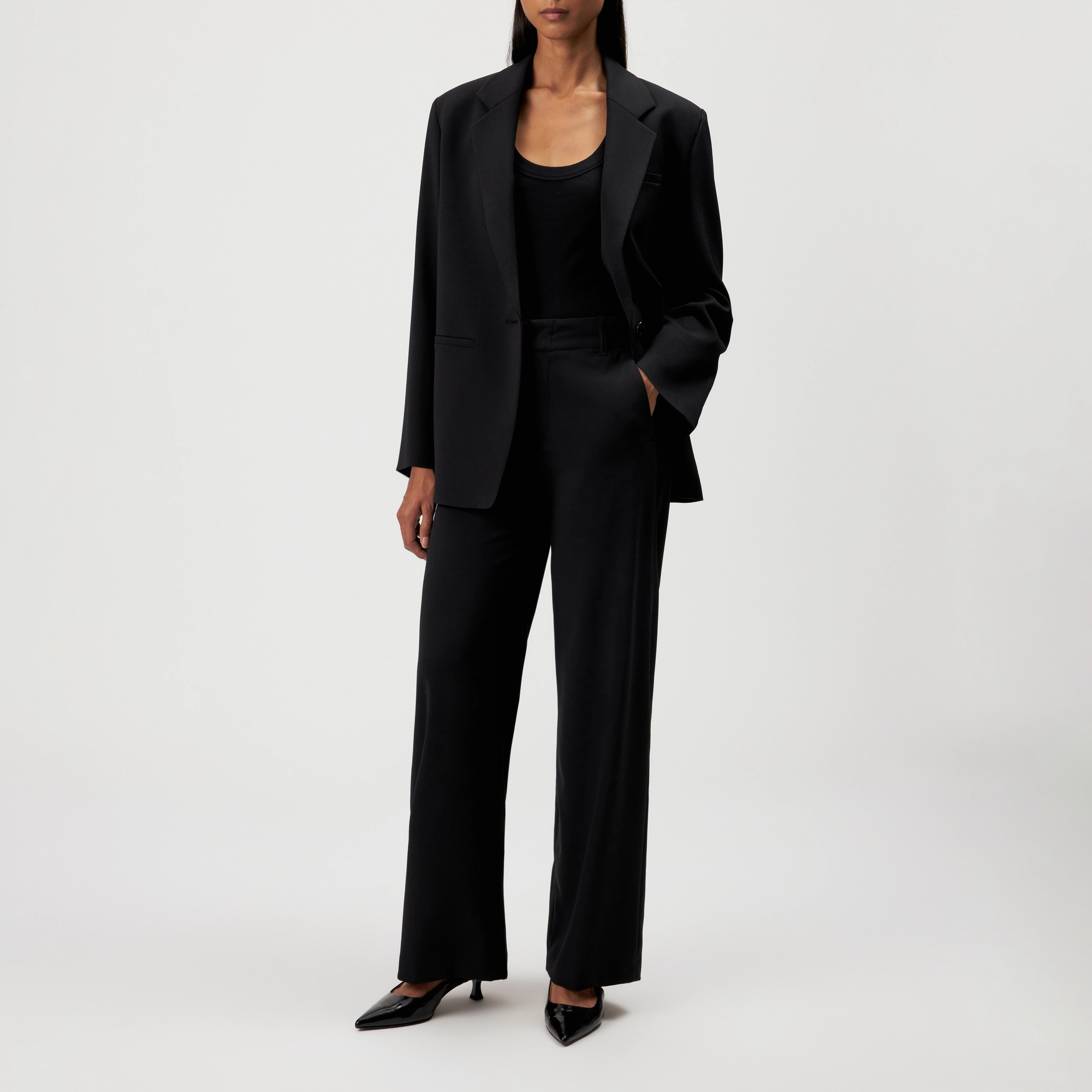 MOWTIE_N - Blazer décontracté en twill à un bouton - women - noir - Ganzkörper-Frontansicht