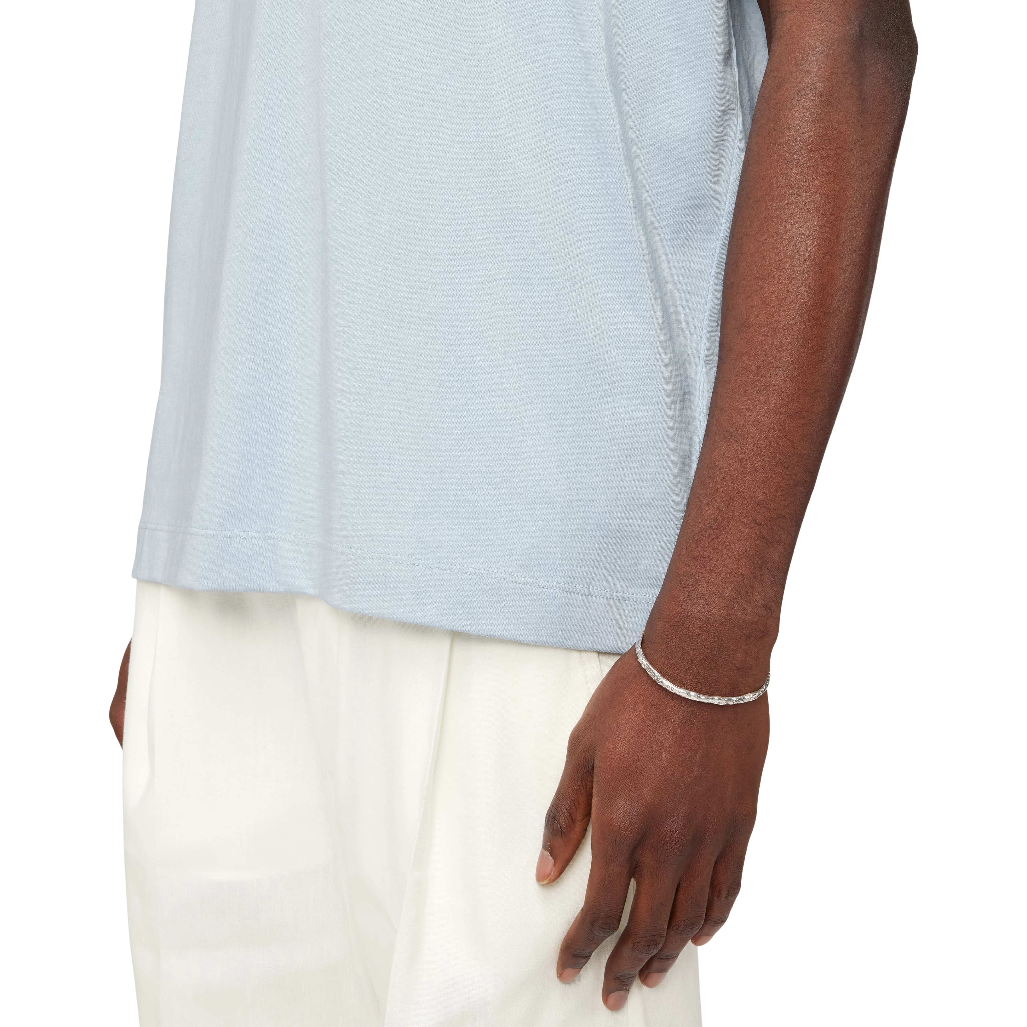 THILO - Relaxed fit T-shirt in pure cotton - men - blue - Detailansicht am Model