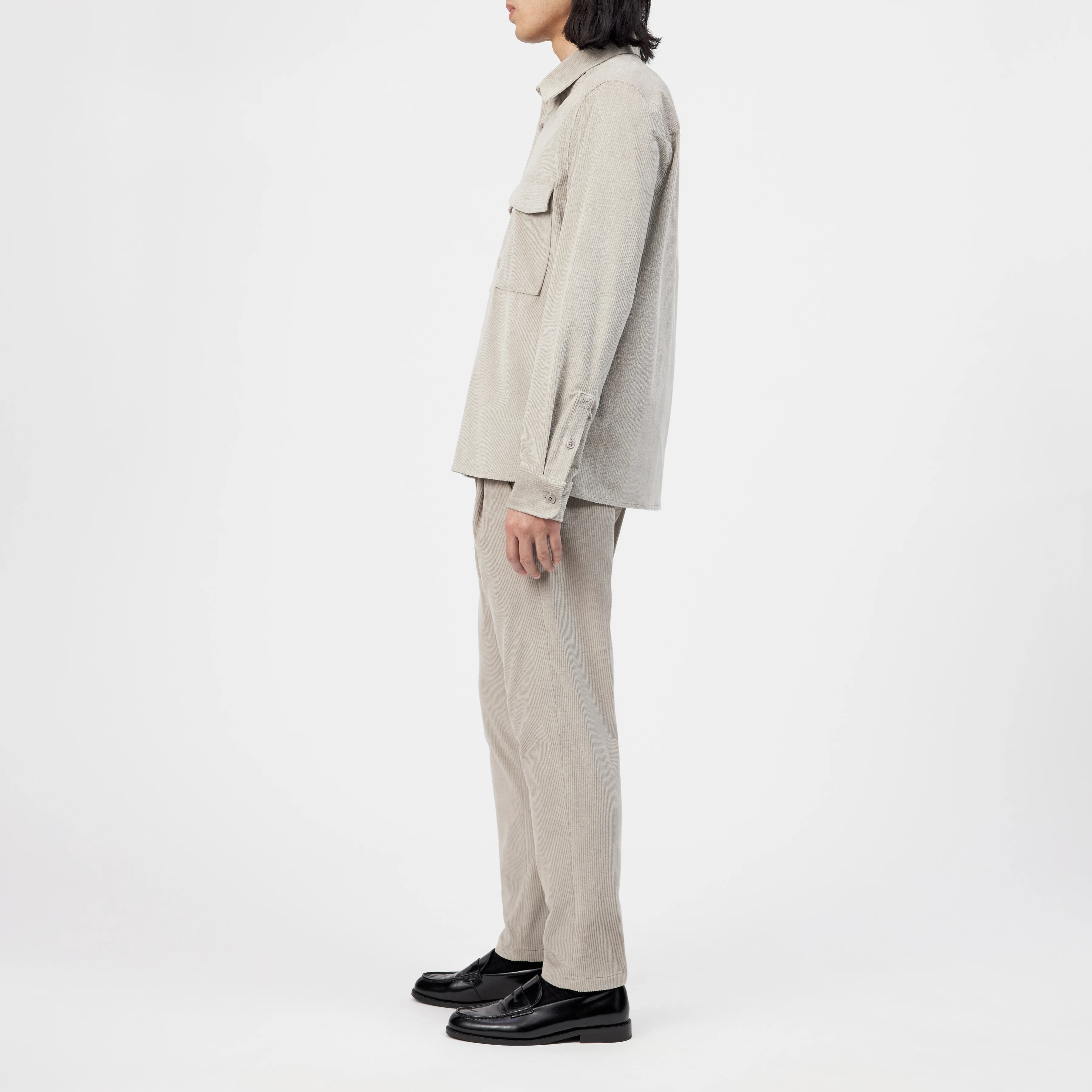 GUNRAY - Relaxed fit overshirt in cotton corduroy - men - beige - Seitenansicht