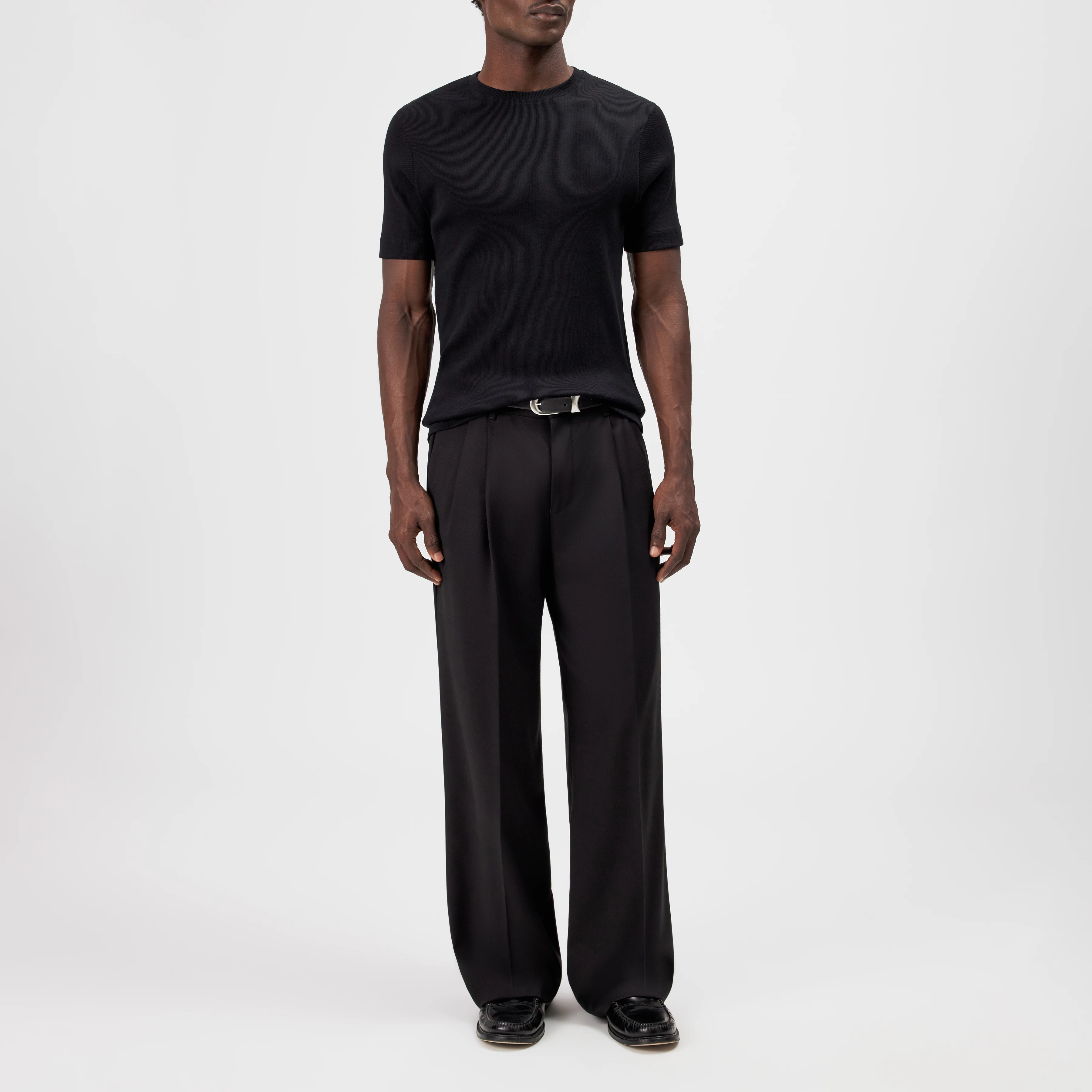 ENIL - Men's slim-fit cotton jersey T-shirt. - men - black - Ganzkörper-Frontansicht
