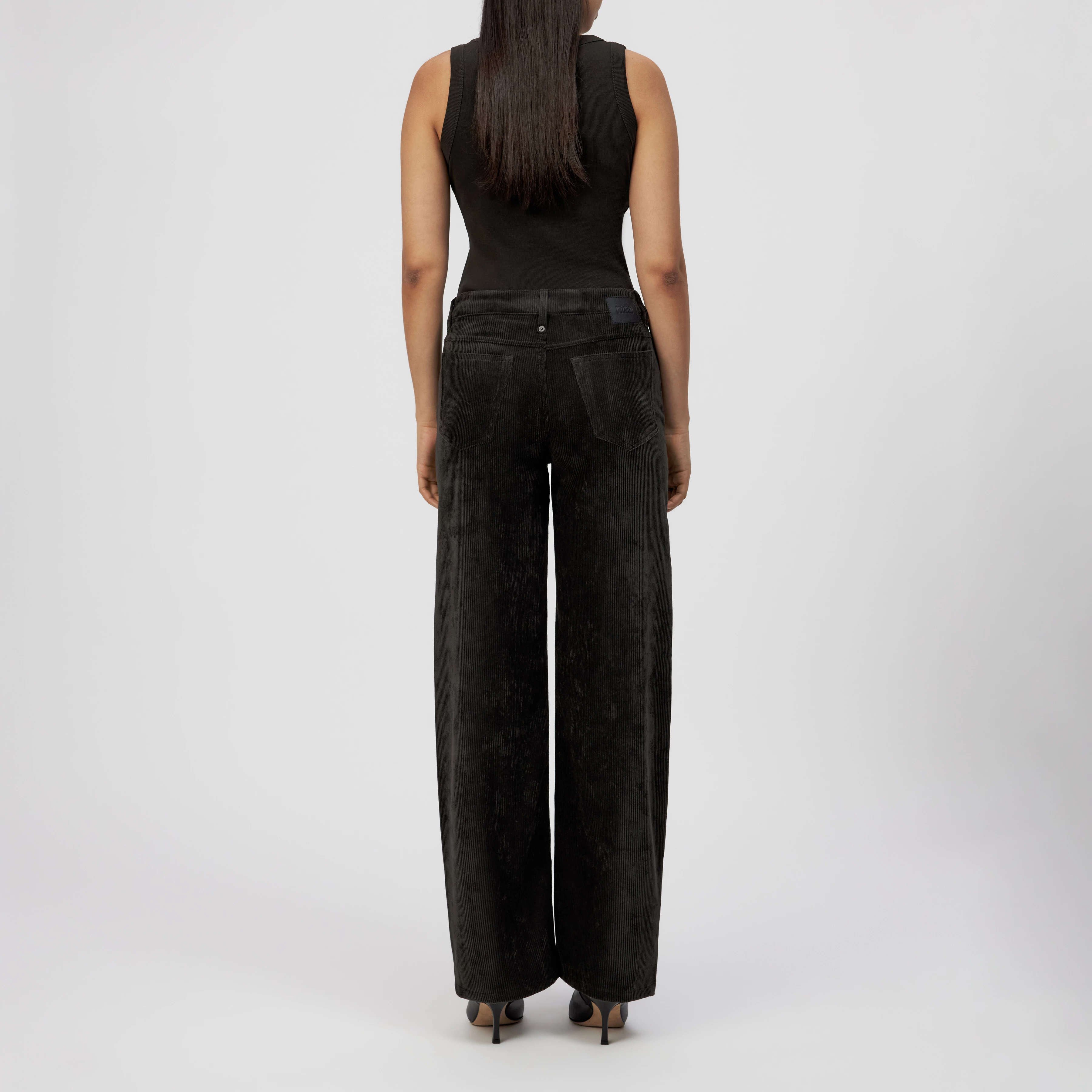 MEDLEY - Mid-Waist Jeans in Cord - Damen - braun - Rückansicht