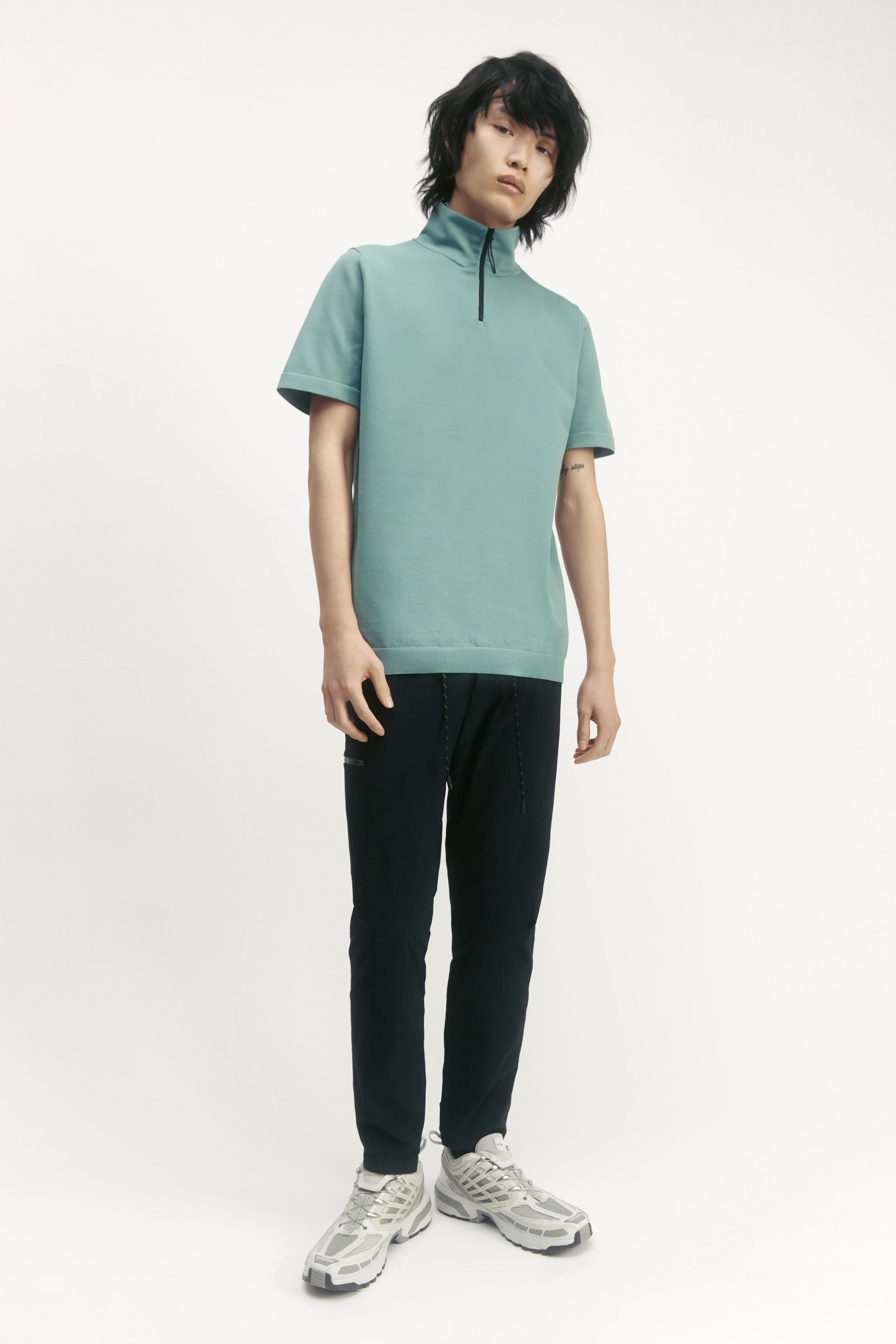 LEANDER_ROSE - half zip polo - men - green - Ganzkörper-Frontansicht