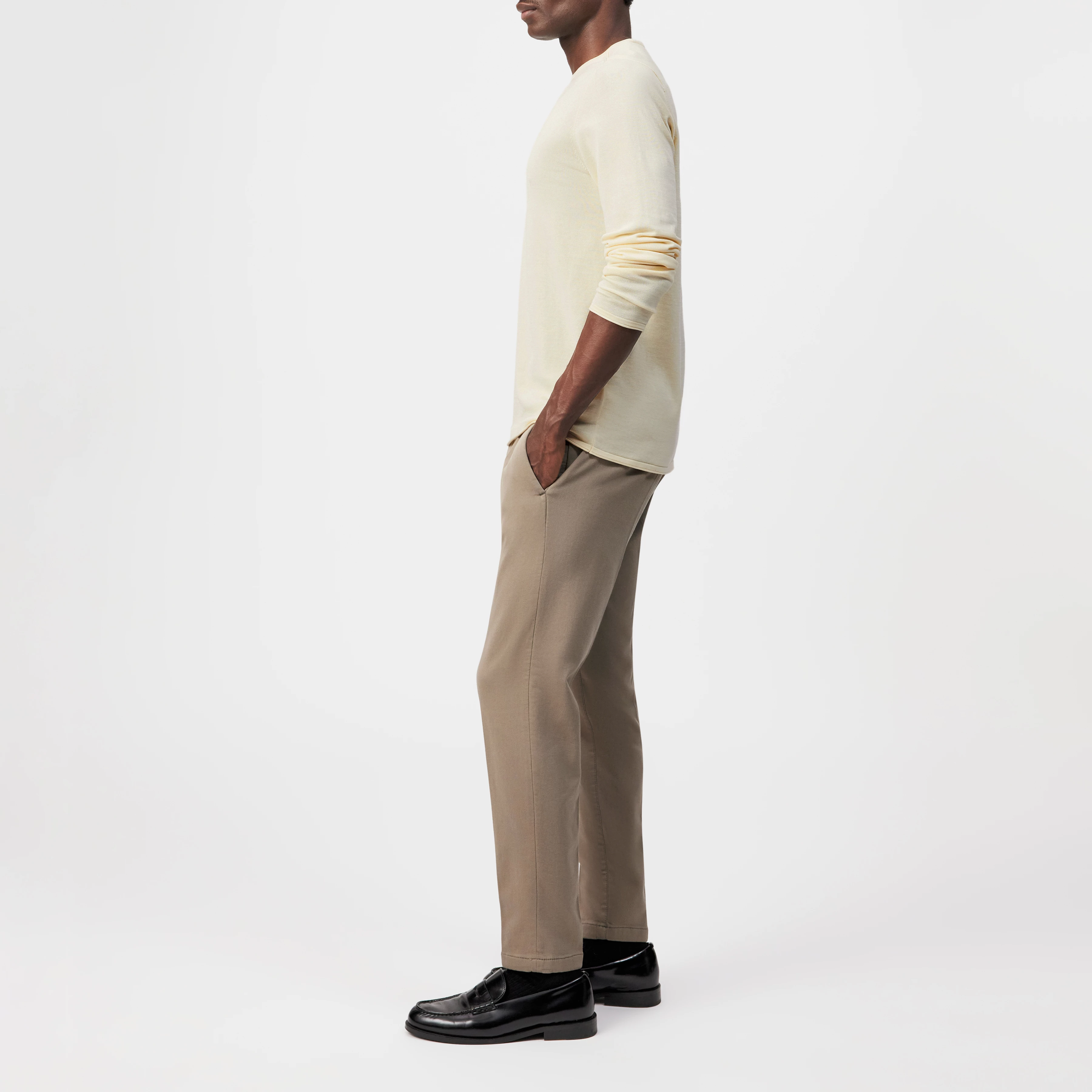 RIKONO - Knitted jumper in clean cotton - men - beige - Seitenansicht