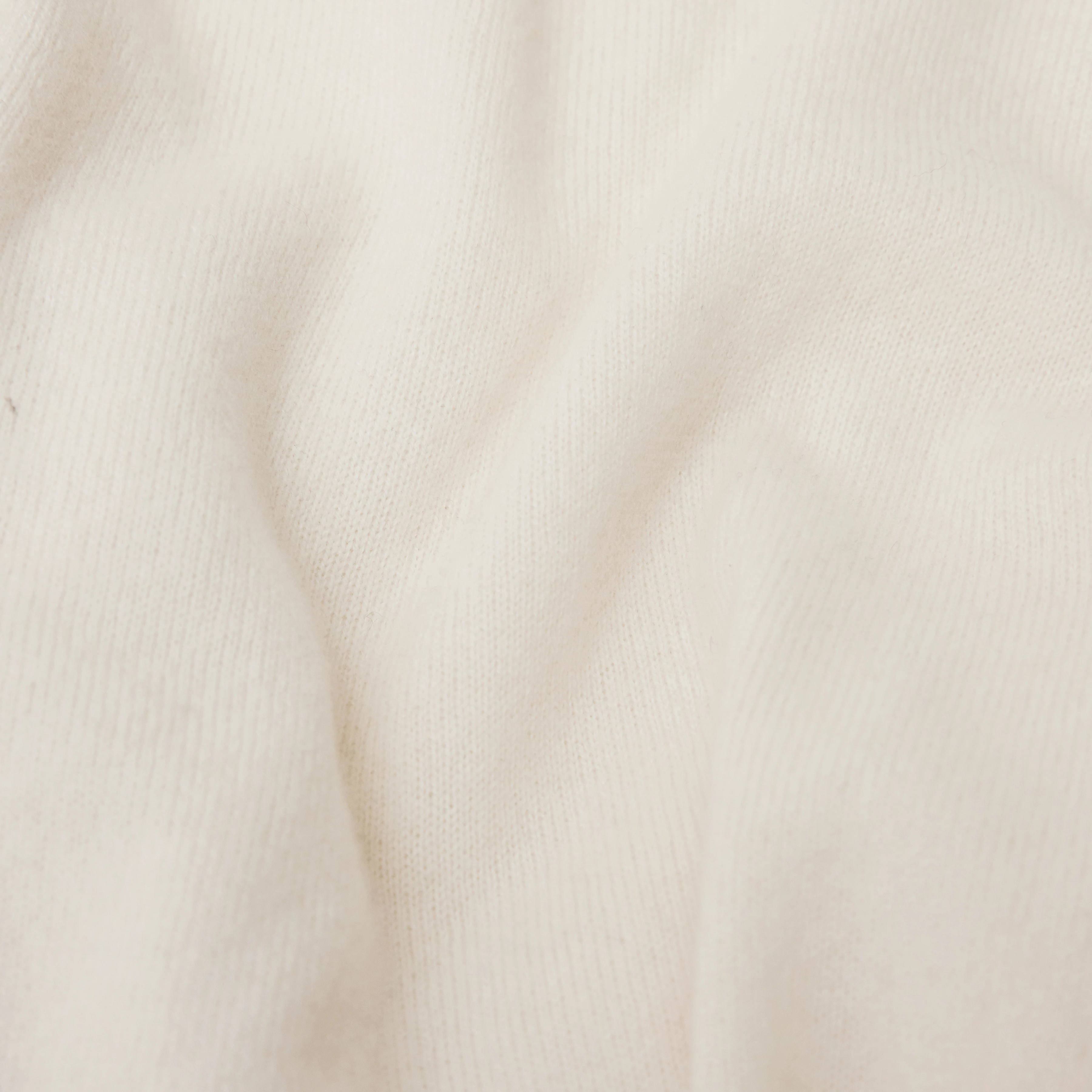 MALESE - Verkürzter Pullover in 100% Kaschmir - Damen - off white - Materialbild (B2C)