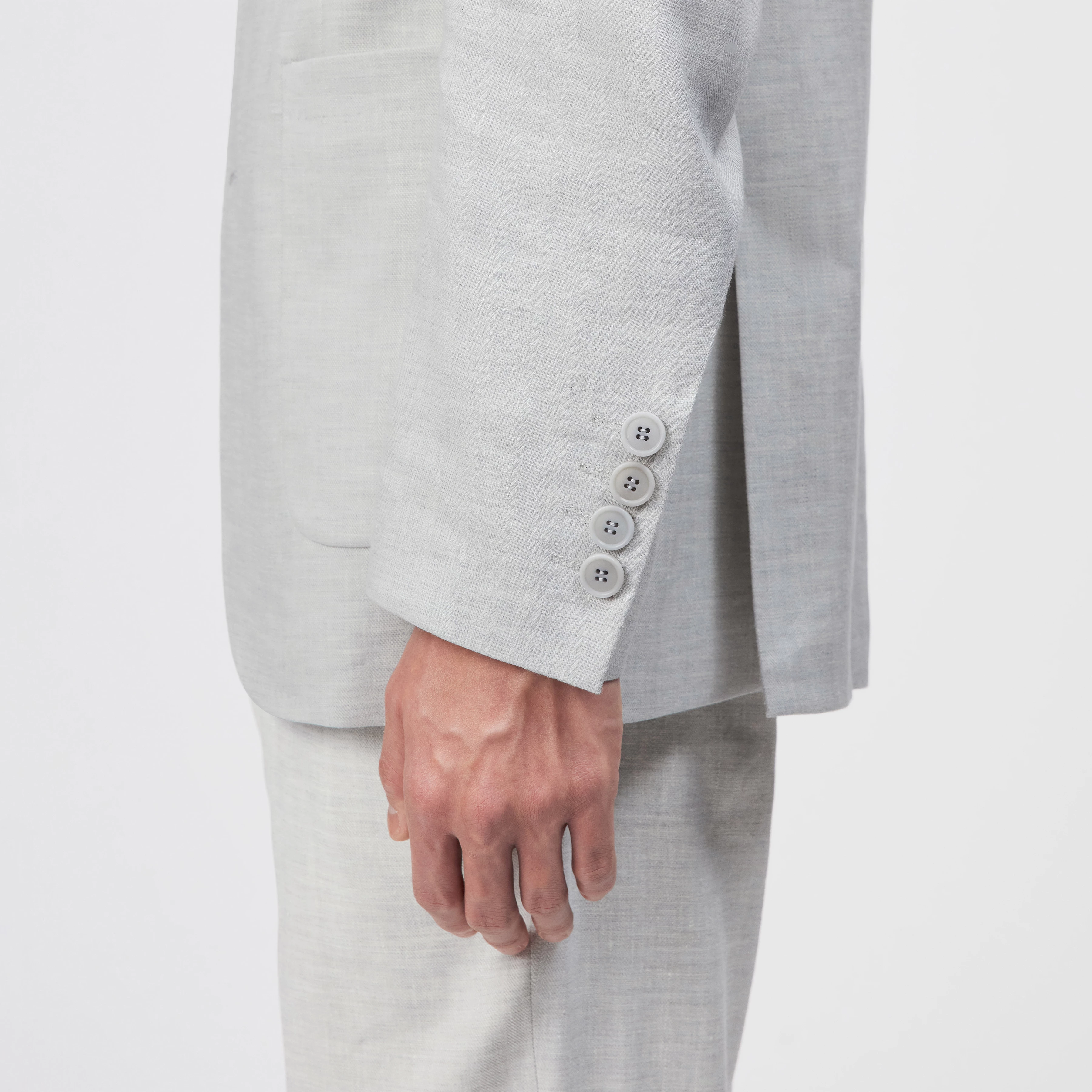YEMO - Regular fit linen-blend blazer - men - grey - Detailansicht am Model