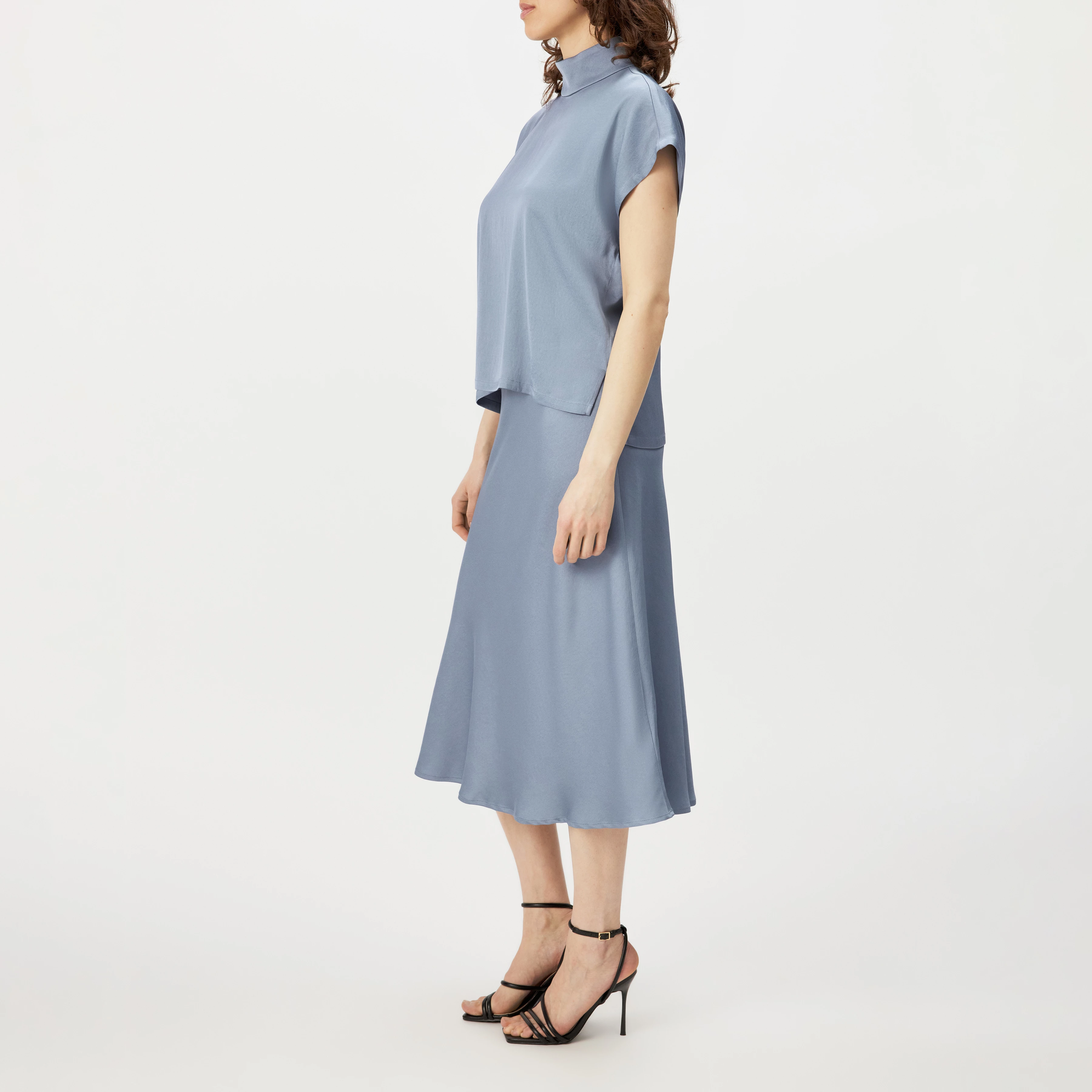 ALARIA_1 - Shirt blouse with stand-up collar in satin - women - blue - Seitenansicht