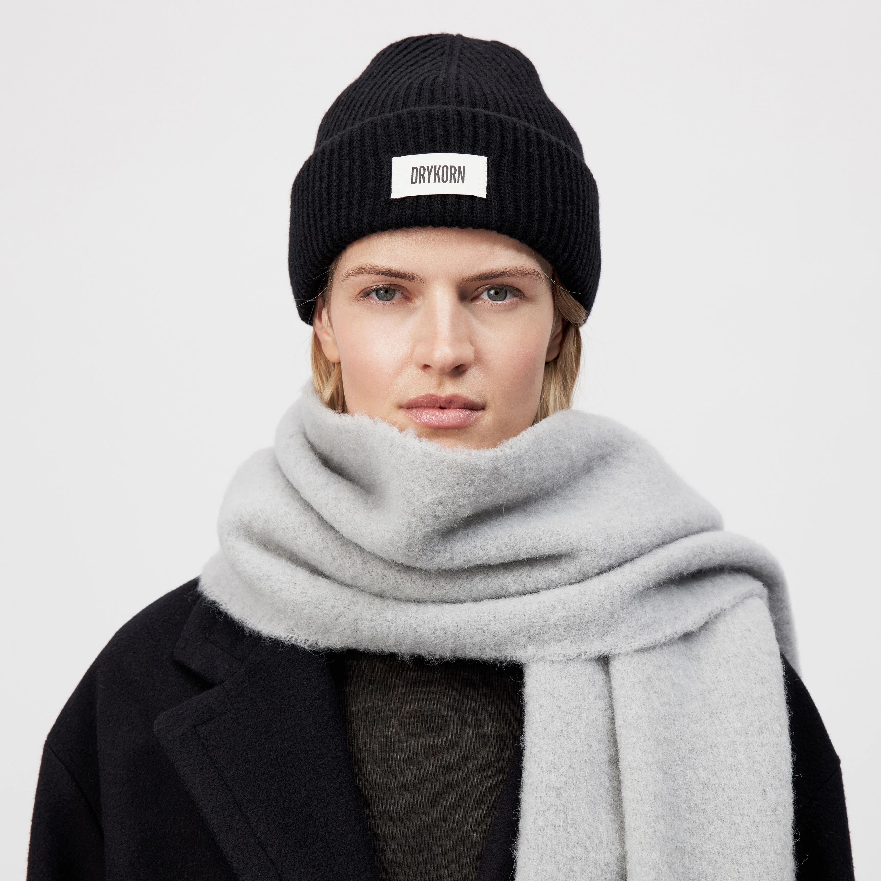 NEREA_3 - Beanie in virgin wool - unisex - Natural Aluminium - Frontansicht