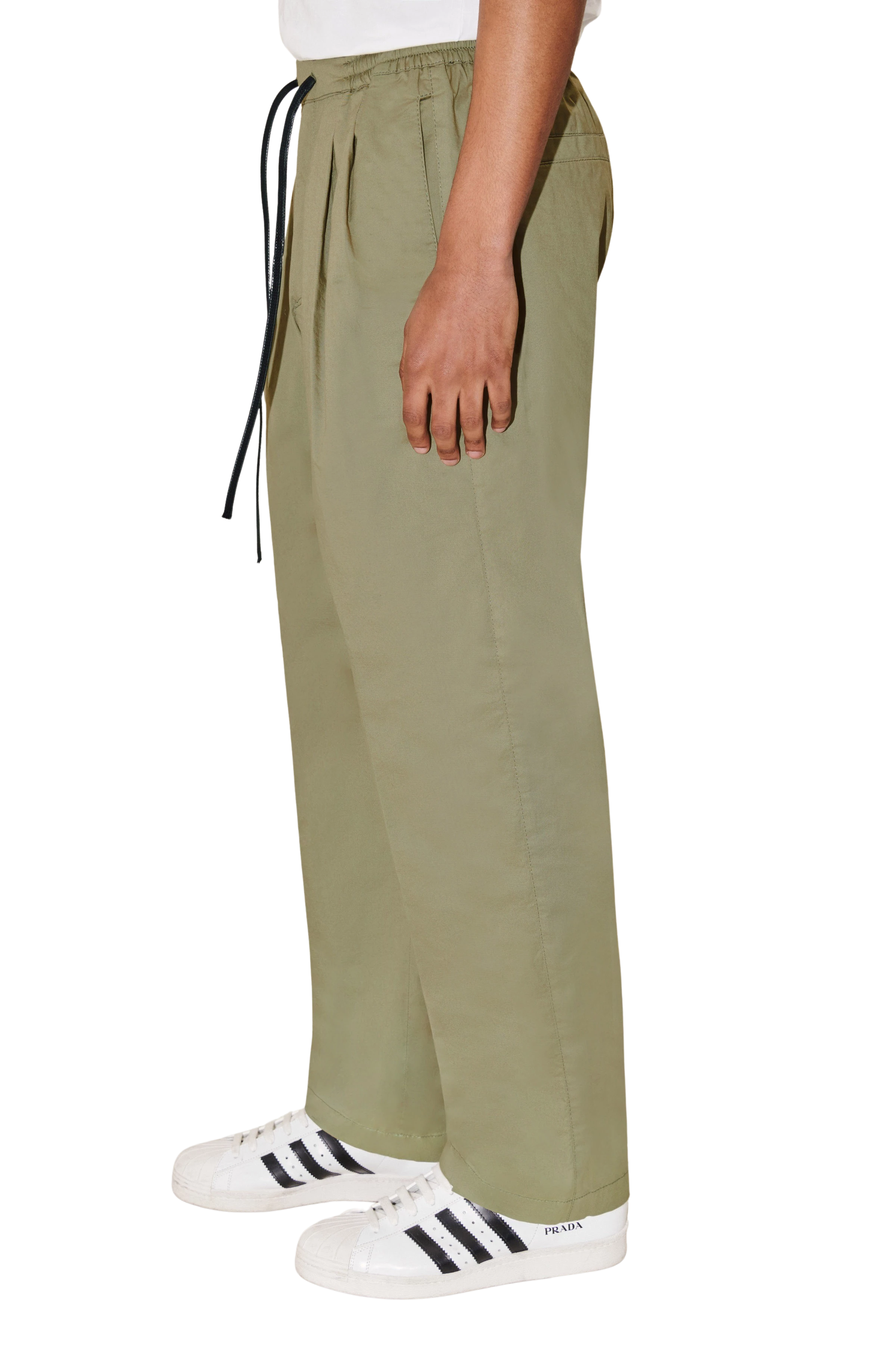 MORVI - Pleated trousers in cotton stretch - men - green - Seitenansicht