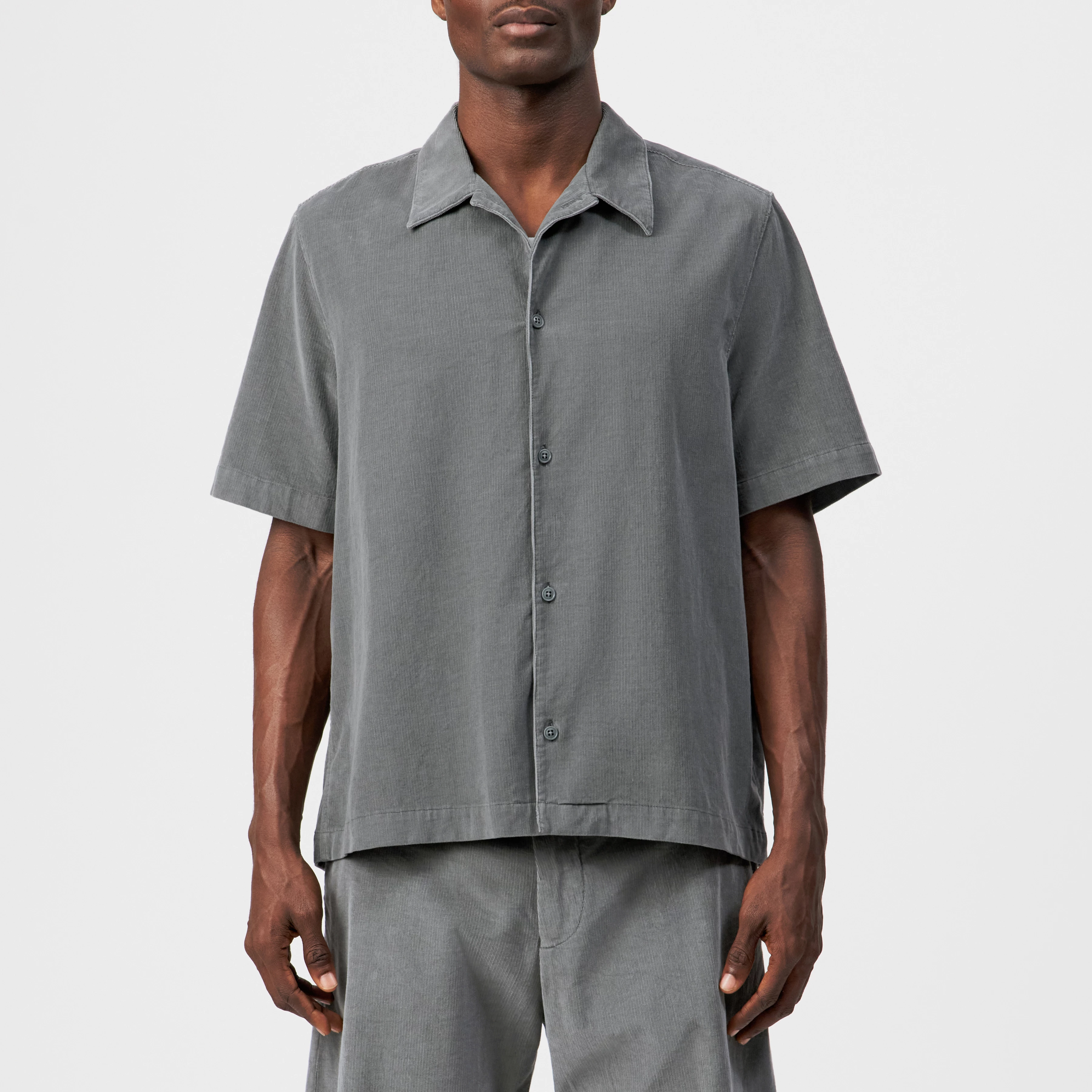 MERYN - Corduroy short-sleeve shirt - men - green - Frontansicht