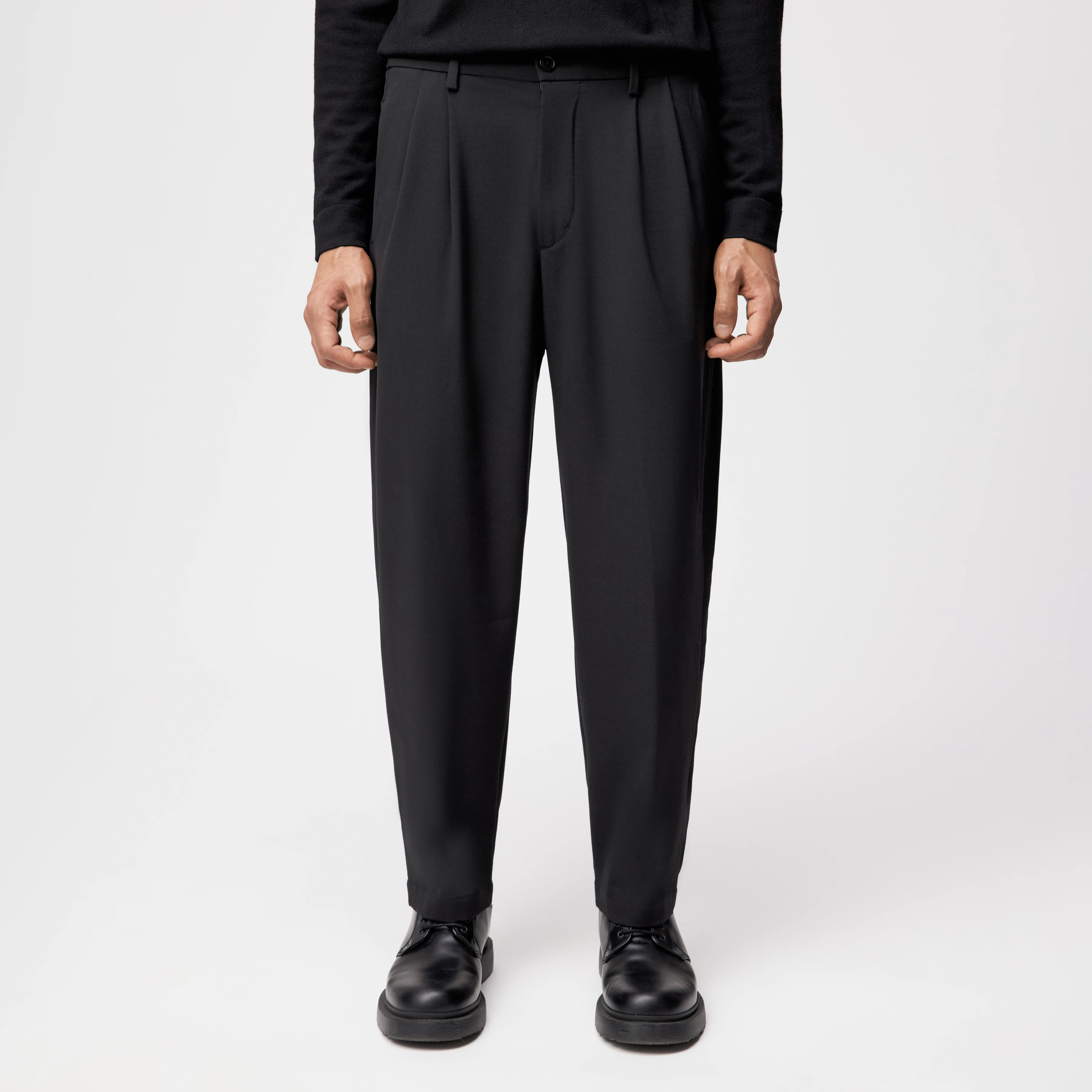 KARYKO - Chino in Gabardine - Herren - schwarz - Frontansicht