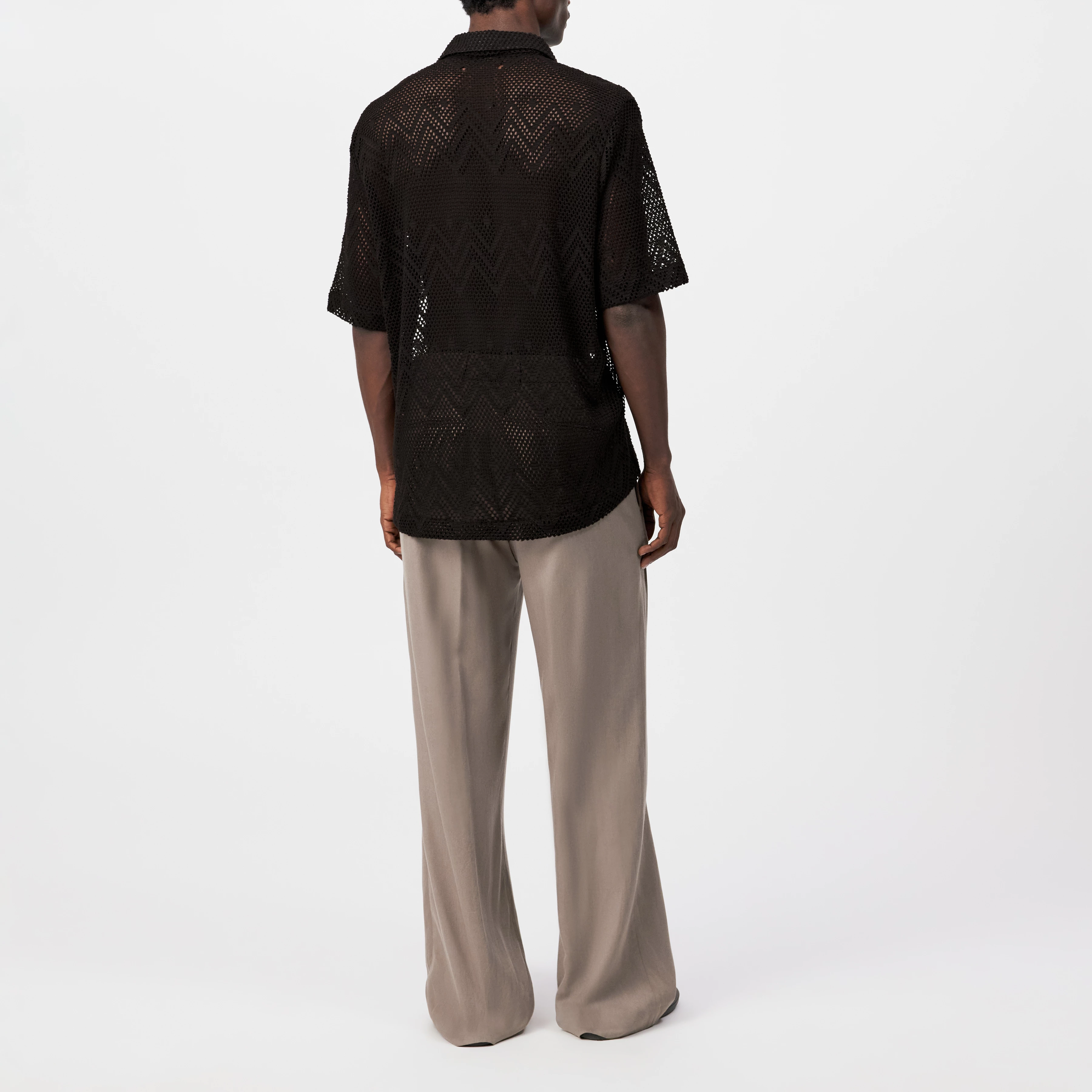 BIJAN_2 - Casual short-sleeve shirt with eyelet pattern - men - brown - Rückansicht