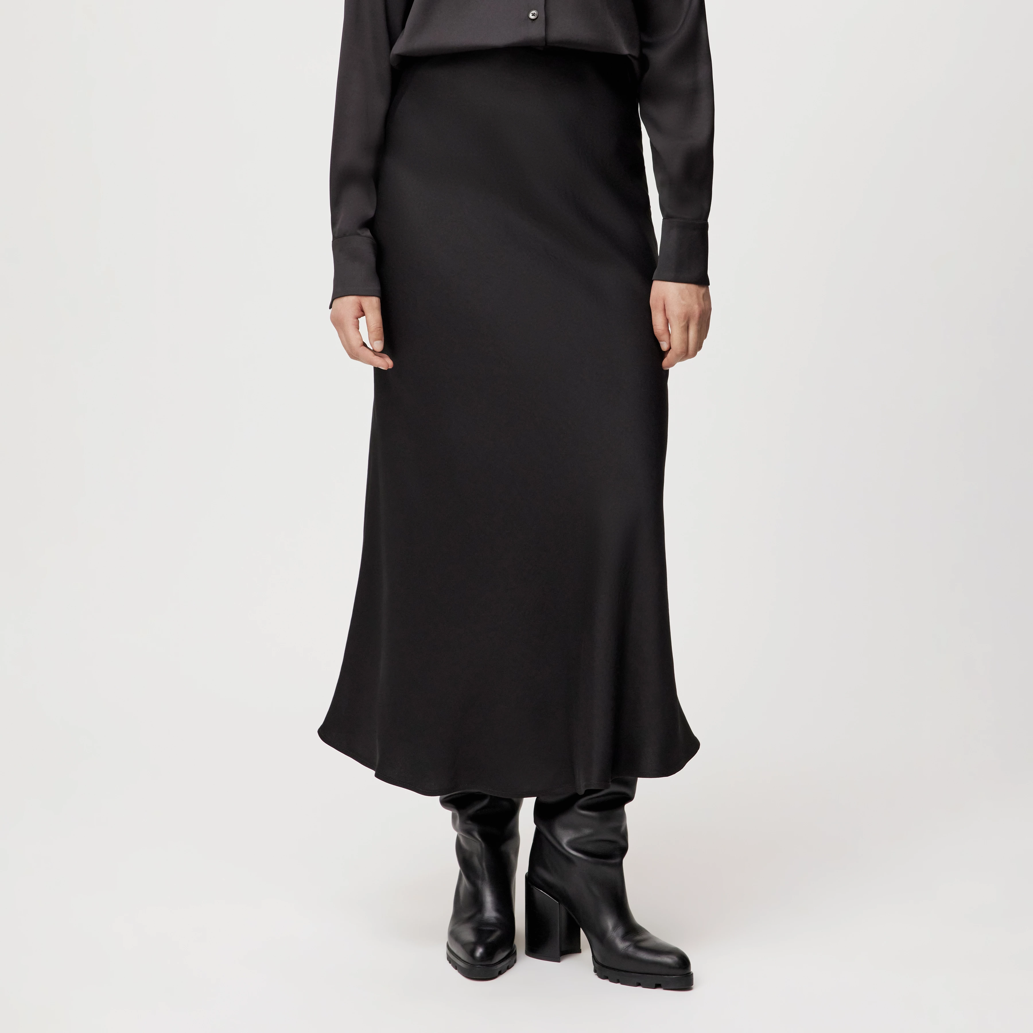 NEVIDA - Maxi-length slip skirt in satin - women - brown - Frontansicht