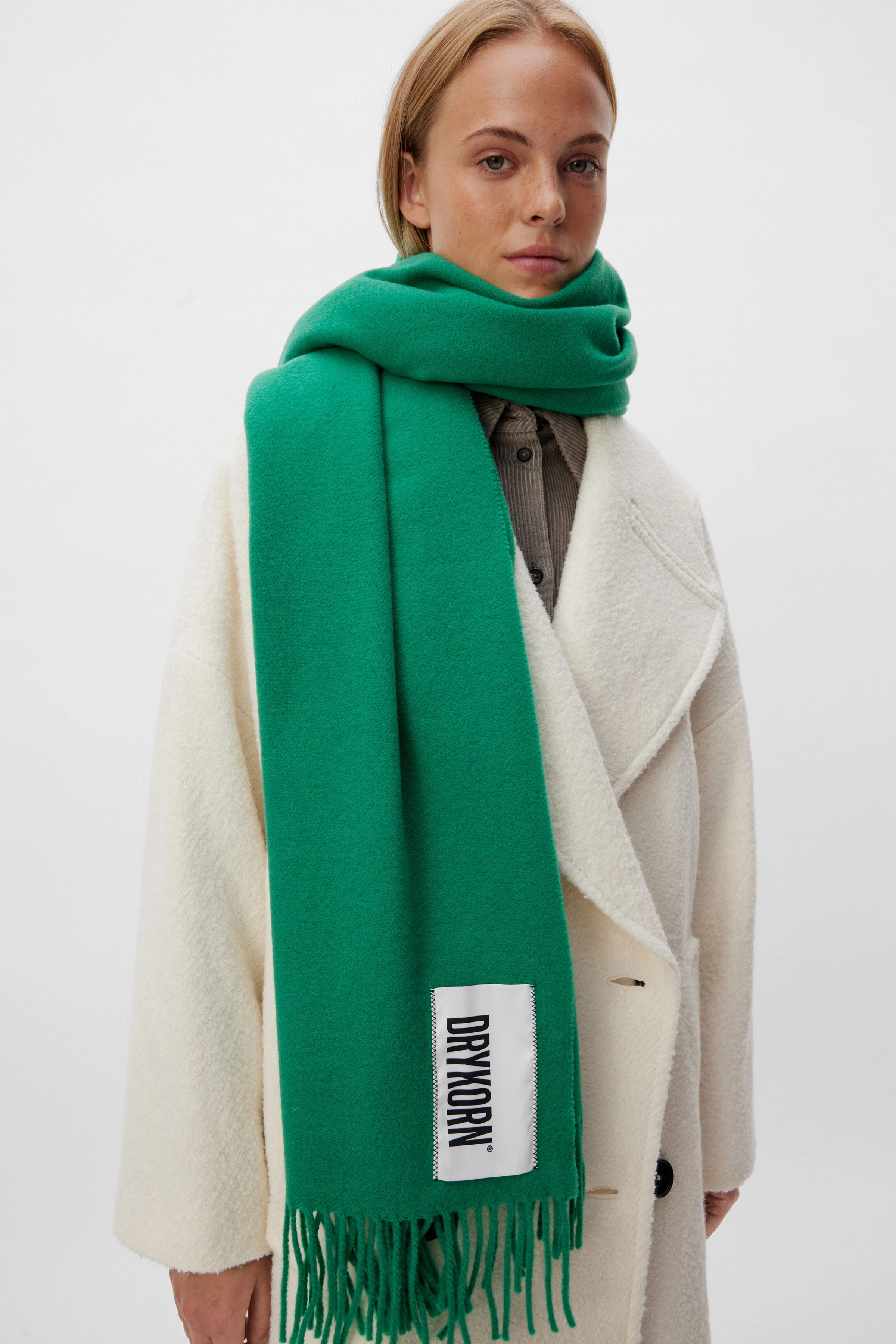 GAZE - scarf in pure wool - unisex - green - Frontansicht