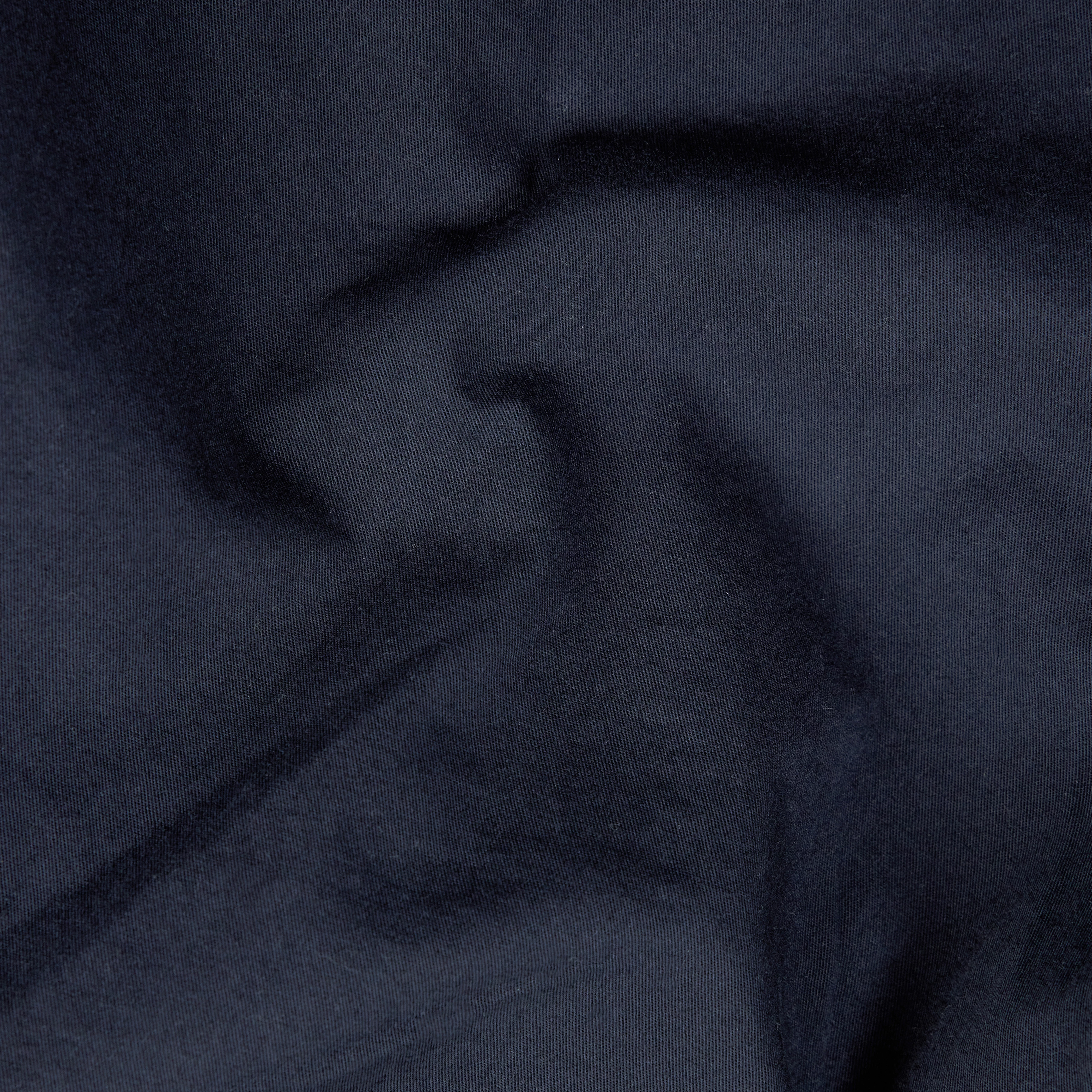 KEND - Chino shorts in cotton twill - men - blue - Materialbild (B2C)