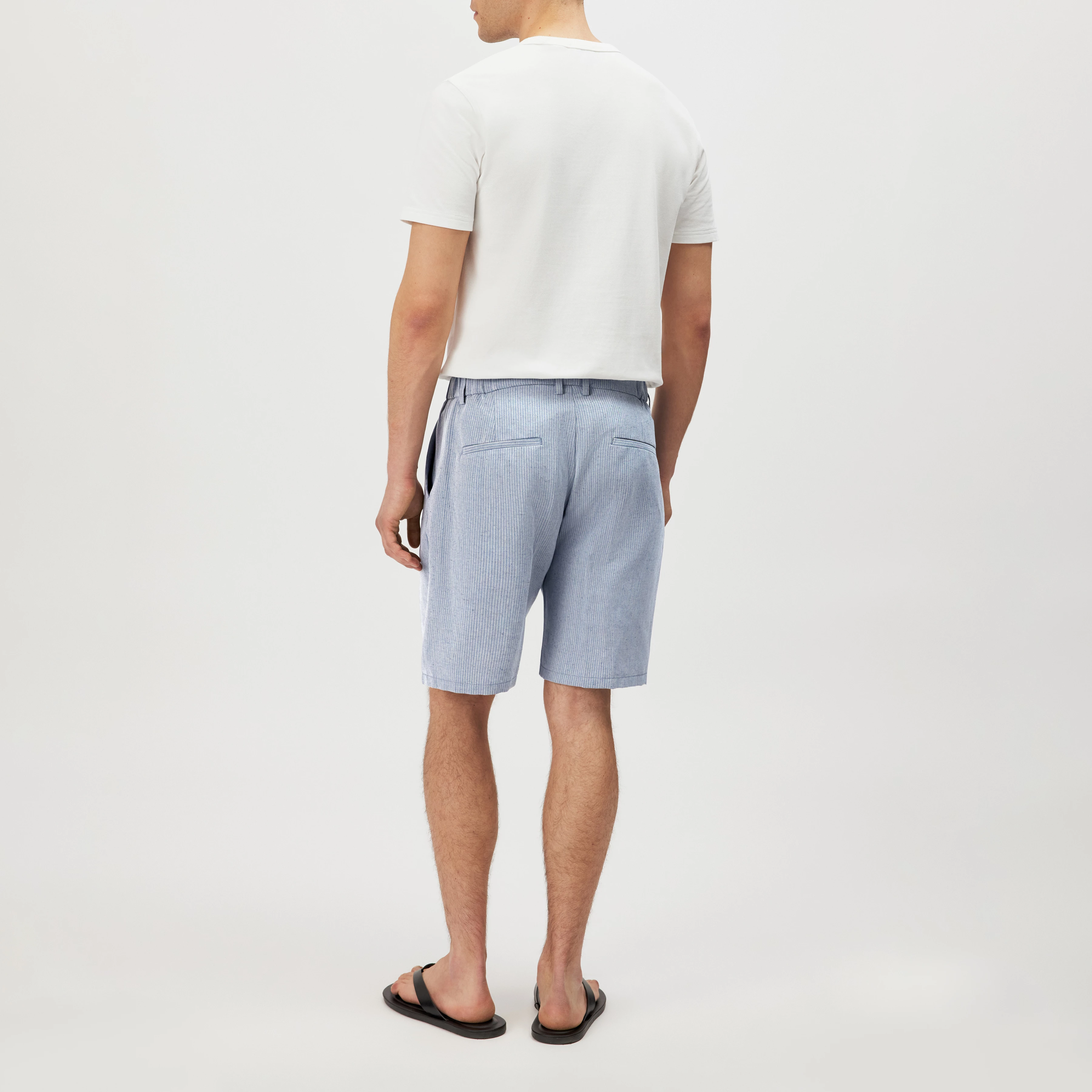 YASAN - Regular fit shorts in linen blend - men - grey - Rückansicht