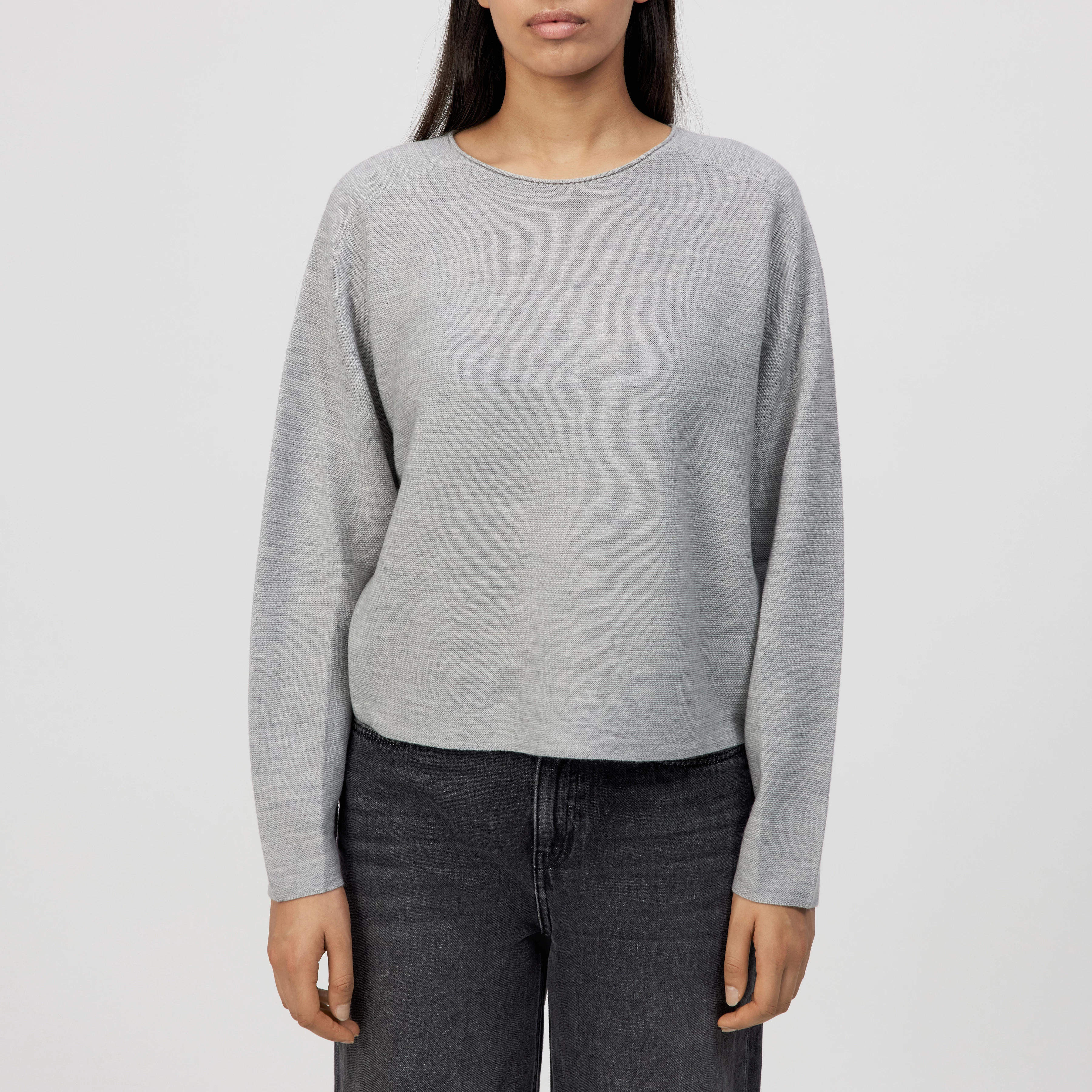 MEAMI - Vekürzter Egg-Shape Pullover in 100% Merinowolle - Damen - grau - Frontansicht
