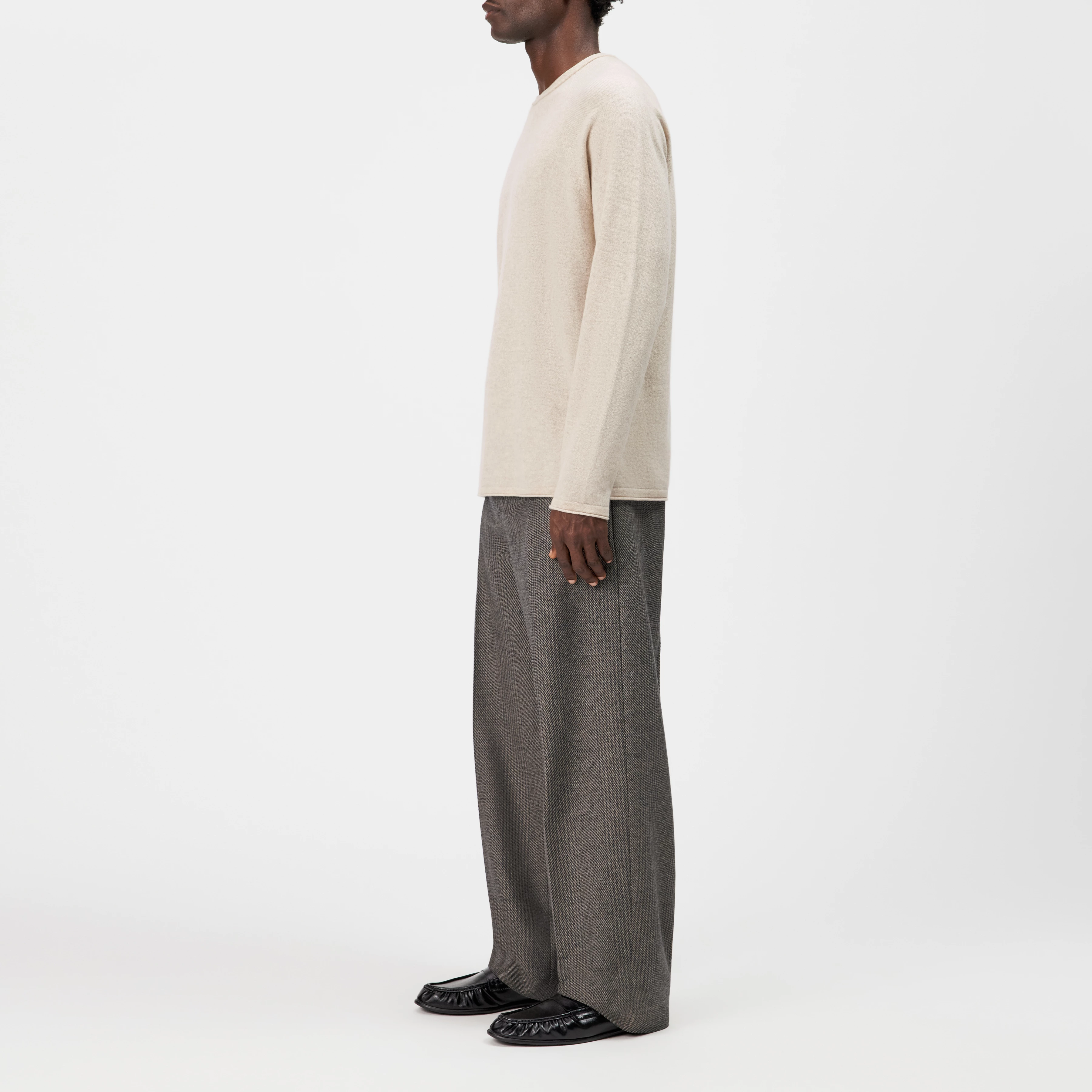 TITZIAN - Long sleeve top in 100% cashmere - men - beige - Seitenansicht