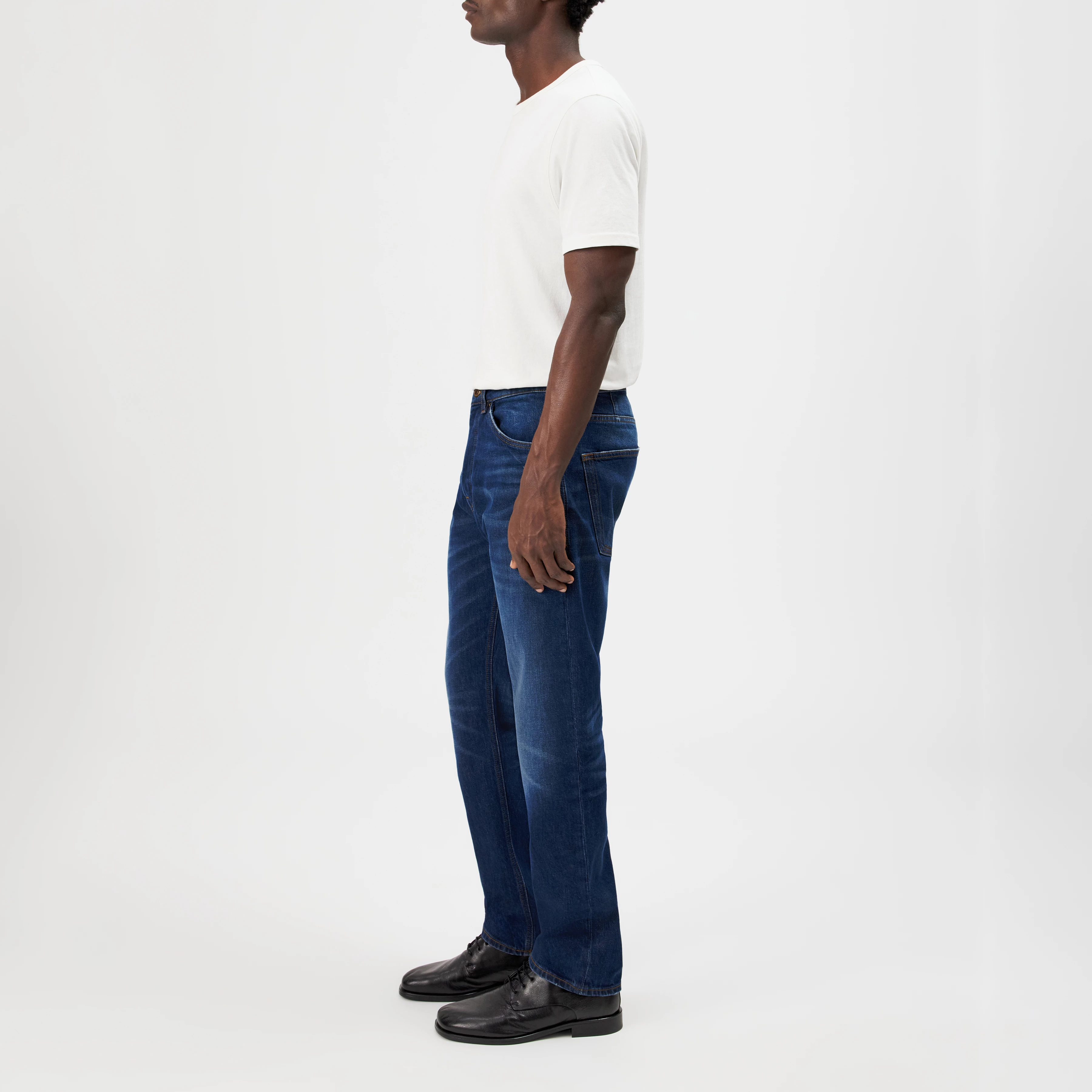 HIGHT_2 - Relaxed fit denim jeans - men - blue - Seitenansicht
