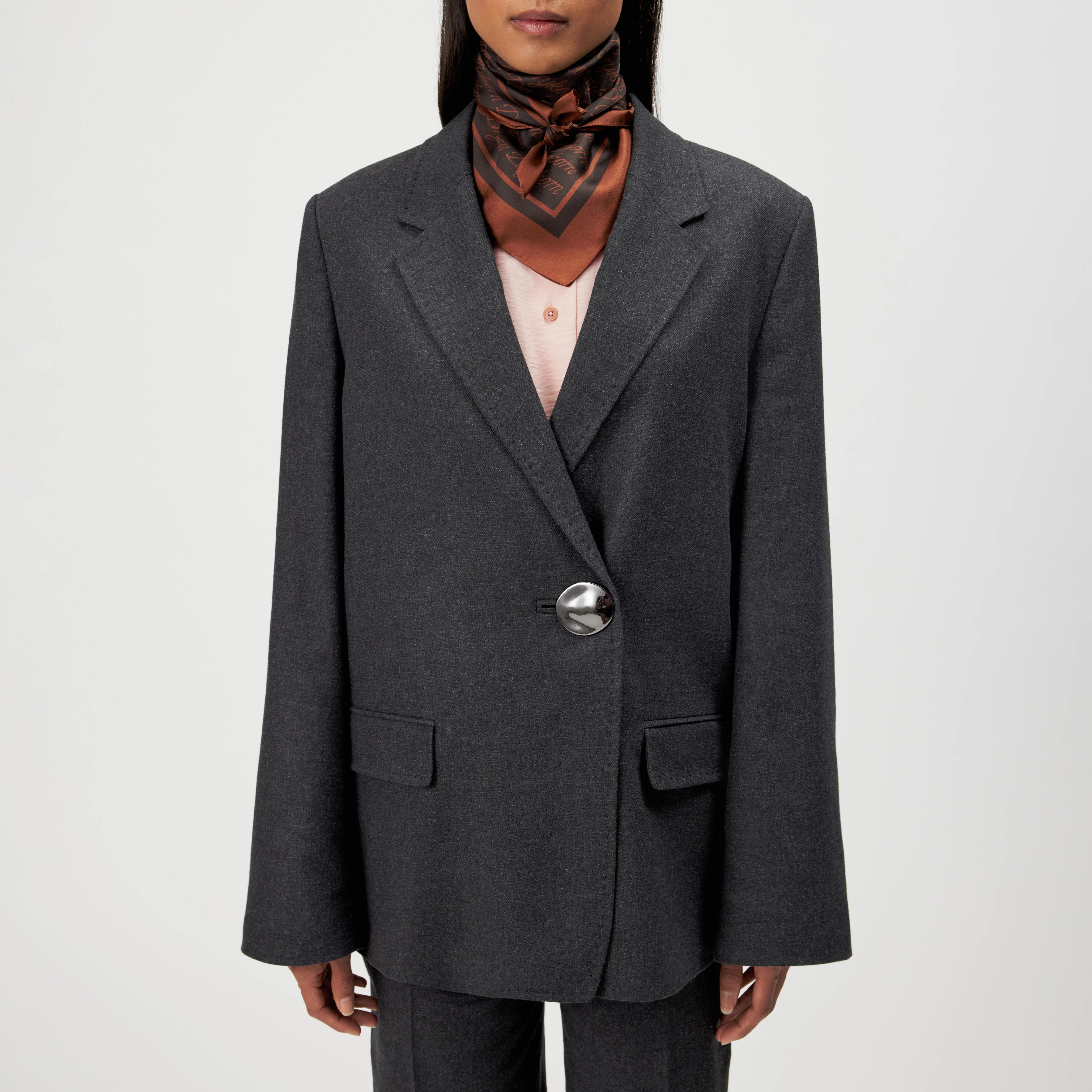 FANYA - All-over logo print scarf - unisex - brown - Frontansicht
