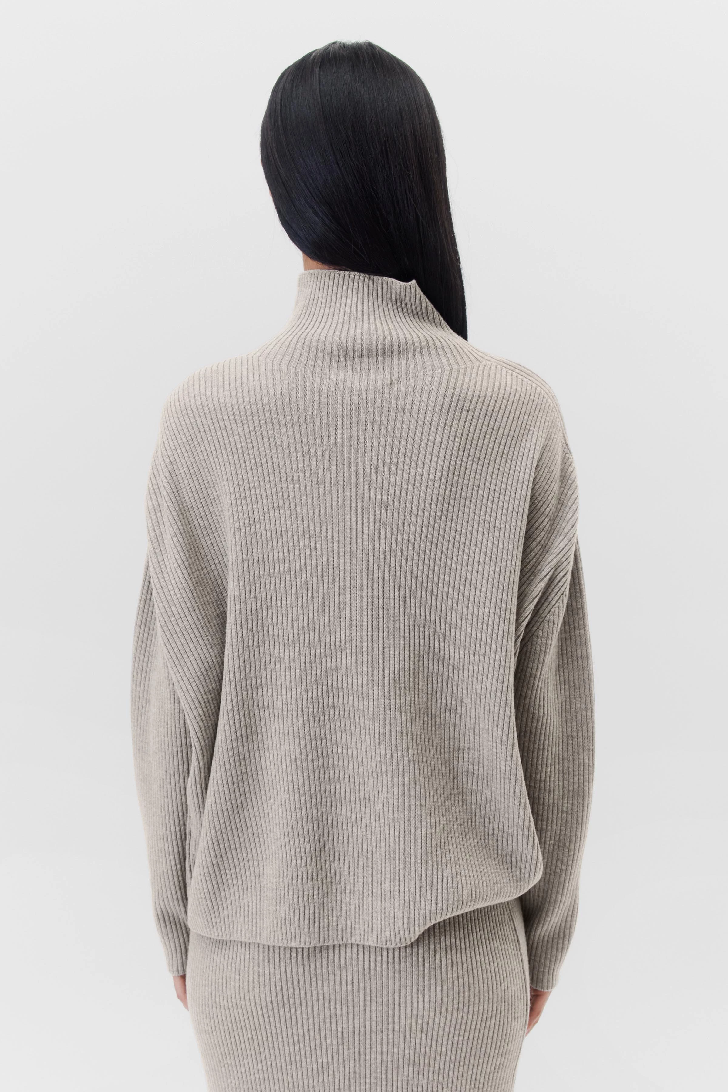 LIORA_2 - Coltrui van merinowol - dames - beige - Rückansicht