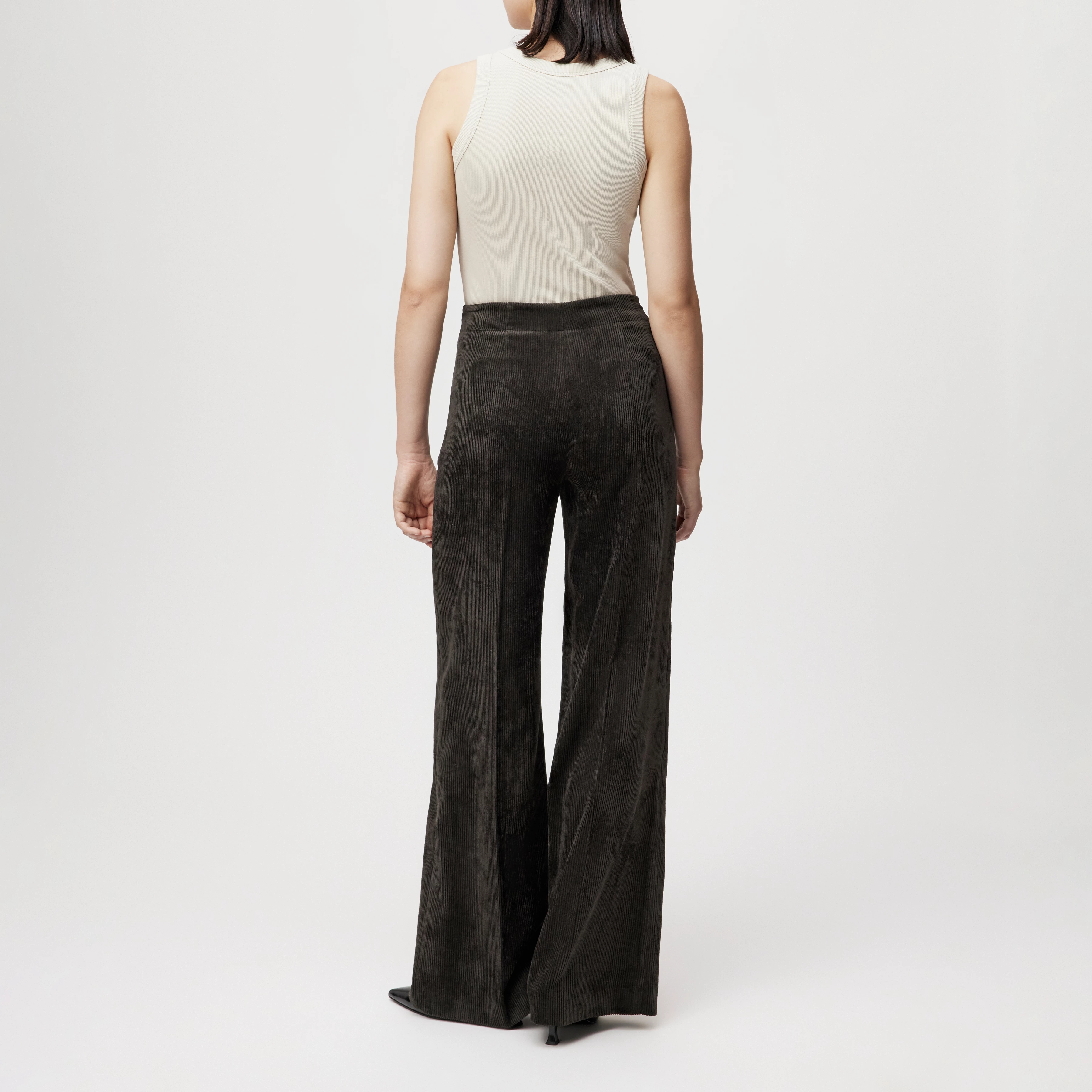 BEFORE - Marlenehose in Cord - Damen - braun - Rückansicht