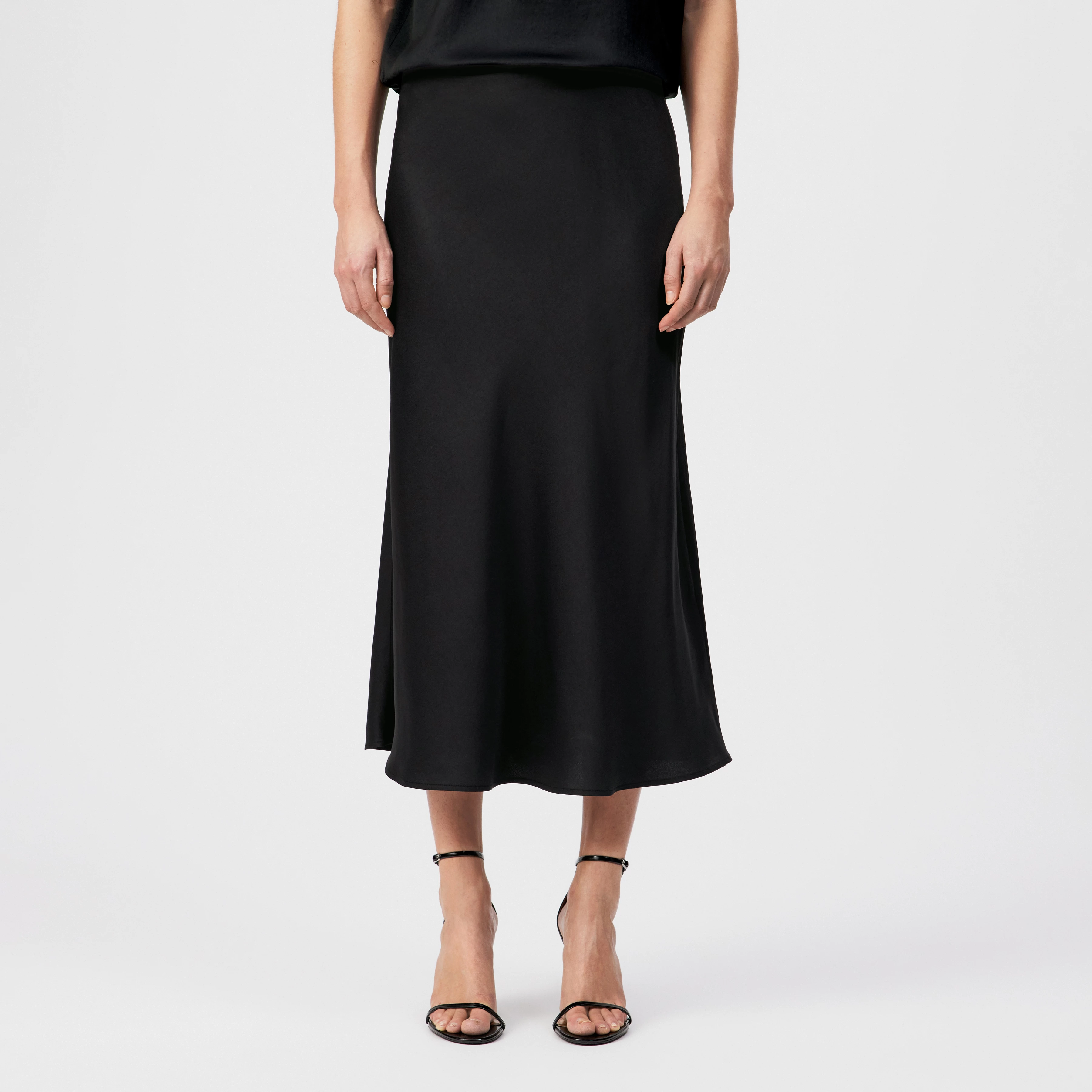 URA - Slip-Skirt in Midilänge in Satin - Damen - schwarz - Frontansicht