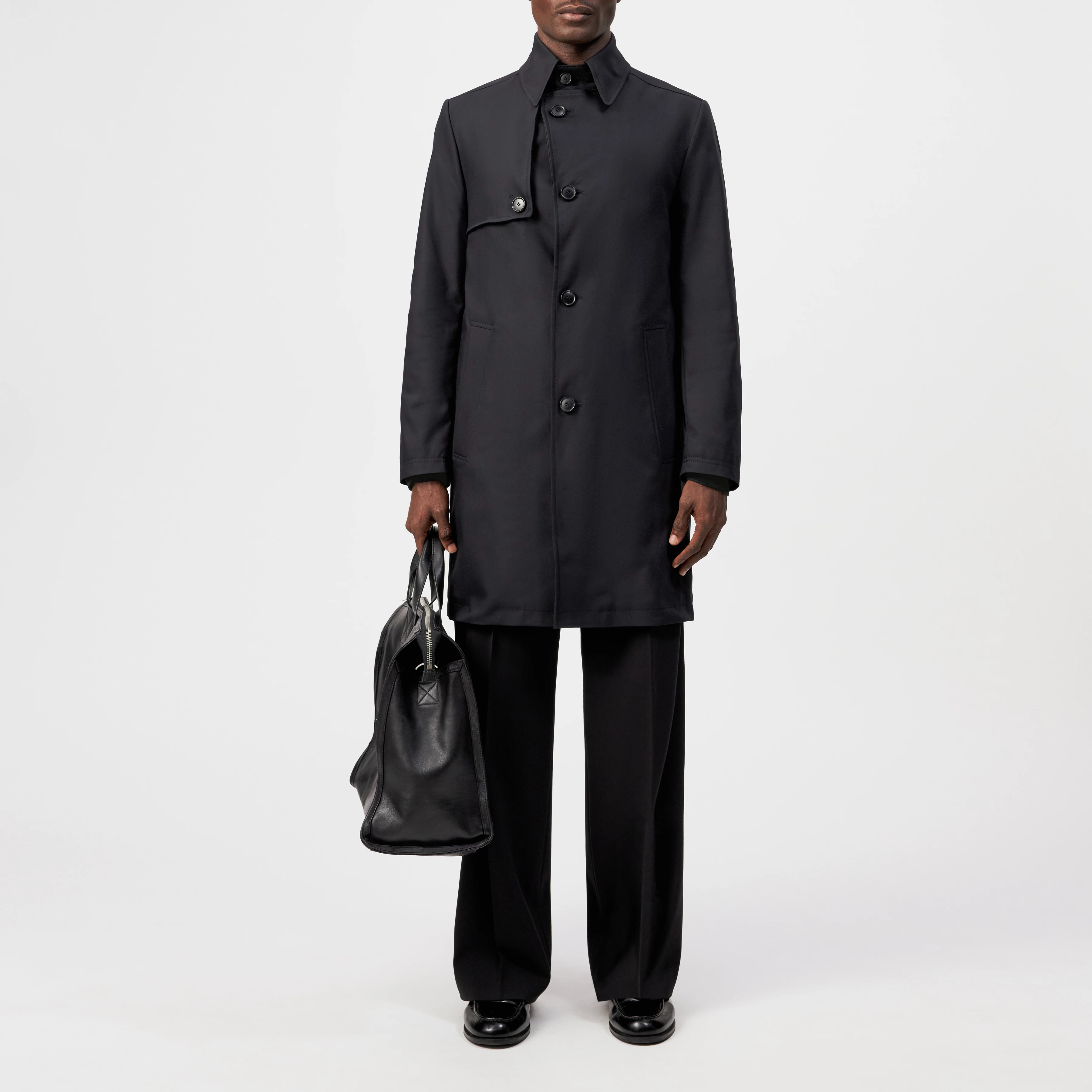 SKOPJE_C - Trench coat in techno stretch satin - men - black - Frontansicht