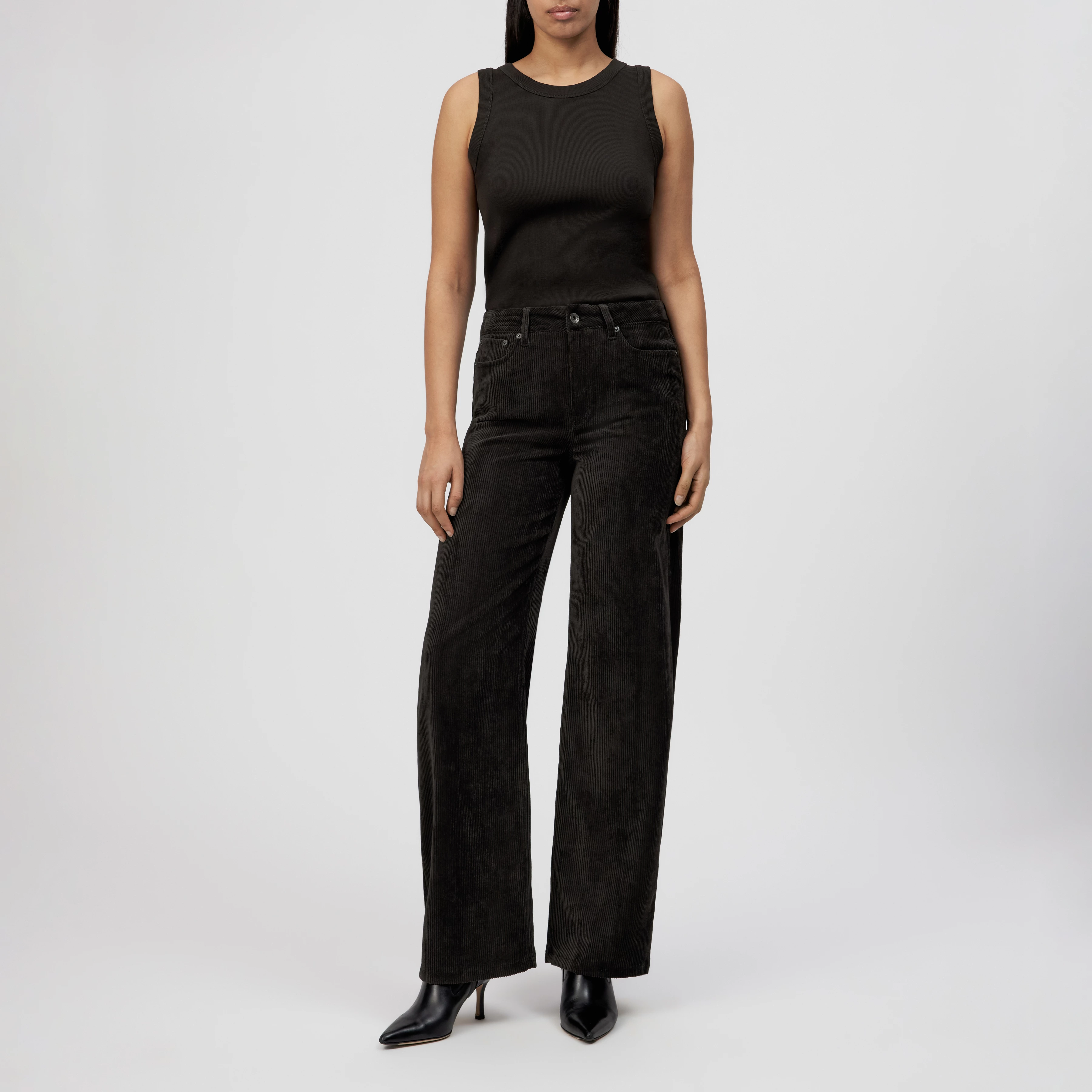 MEDLEY - Mid-Waist Jeans in Cord - Damen - braun - Ganzkörper-Frontansicht