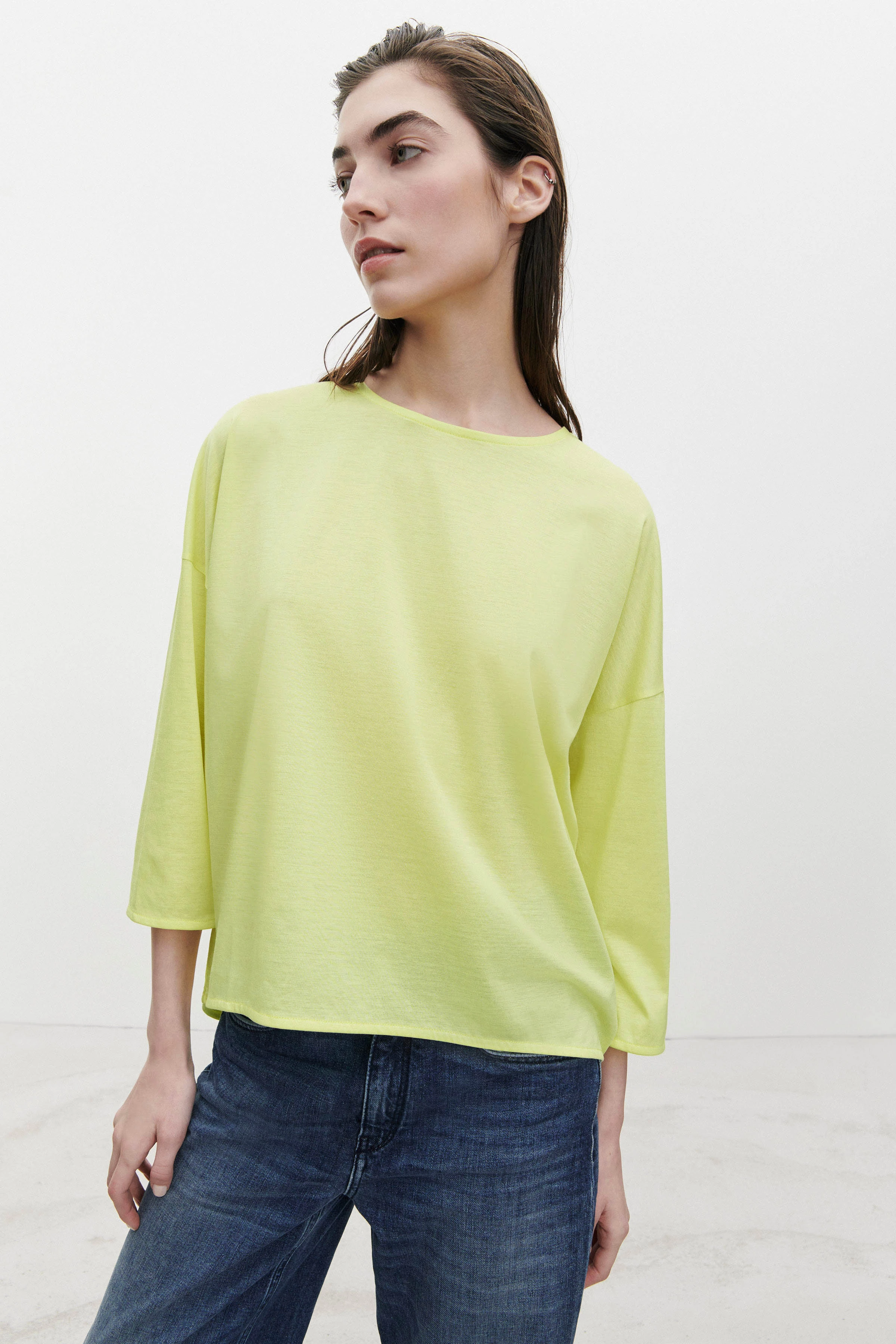 KIRLA - luxoriöses, glänzendes Longsleeve - Damen - gelb - Frontansicht