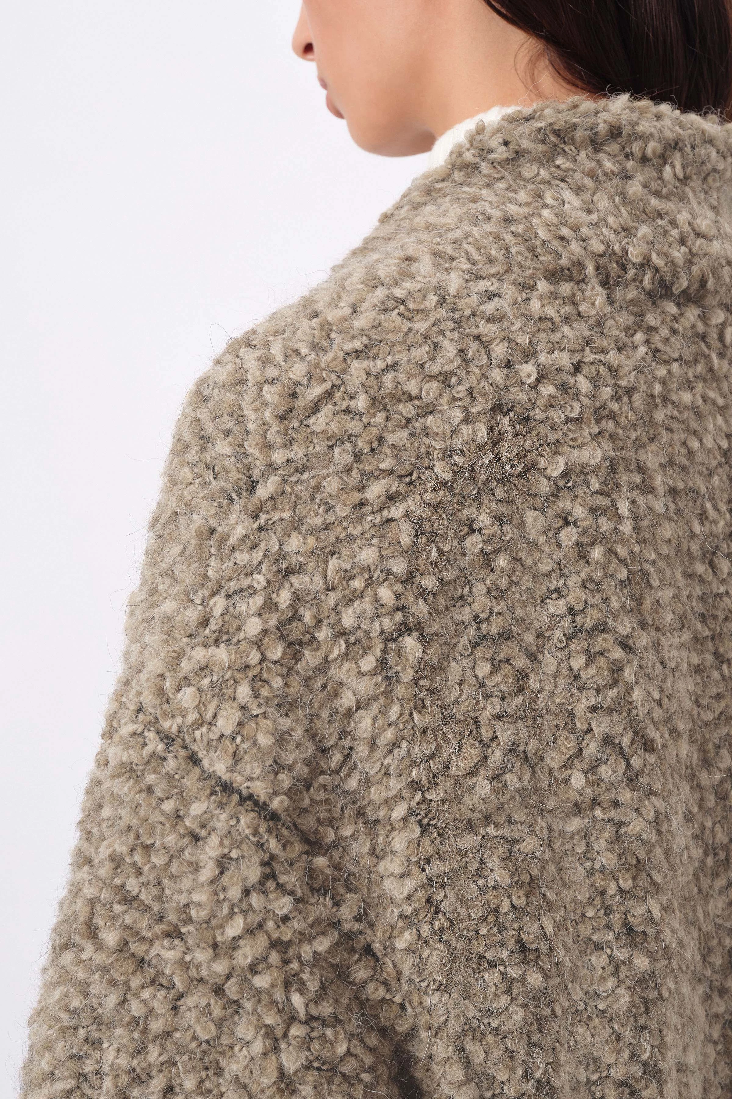 BAUPREY_1 - Lässiger Hüllenmantel in Two-Tone Bouclé - Damen - braun - Seitenansicht