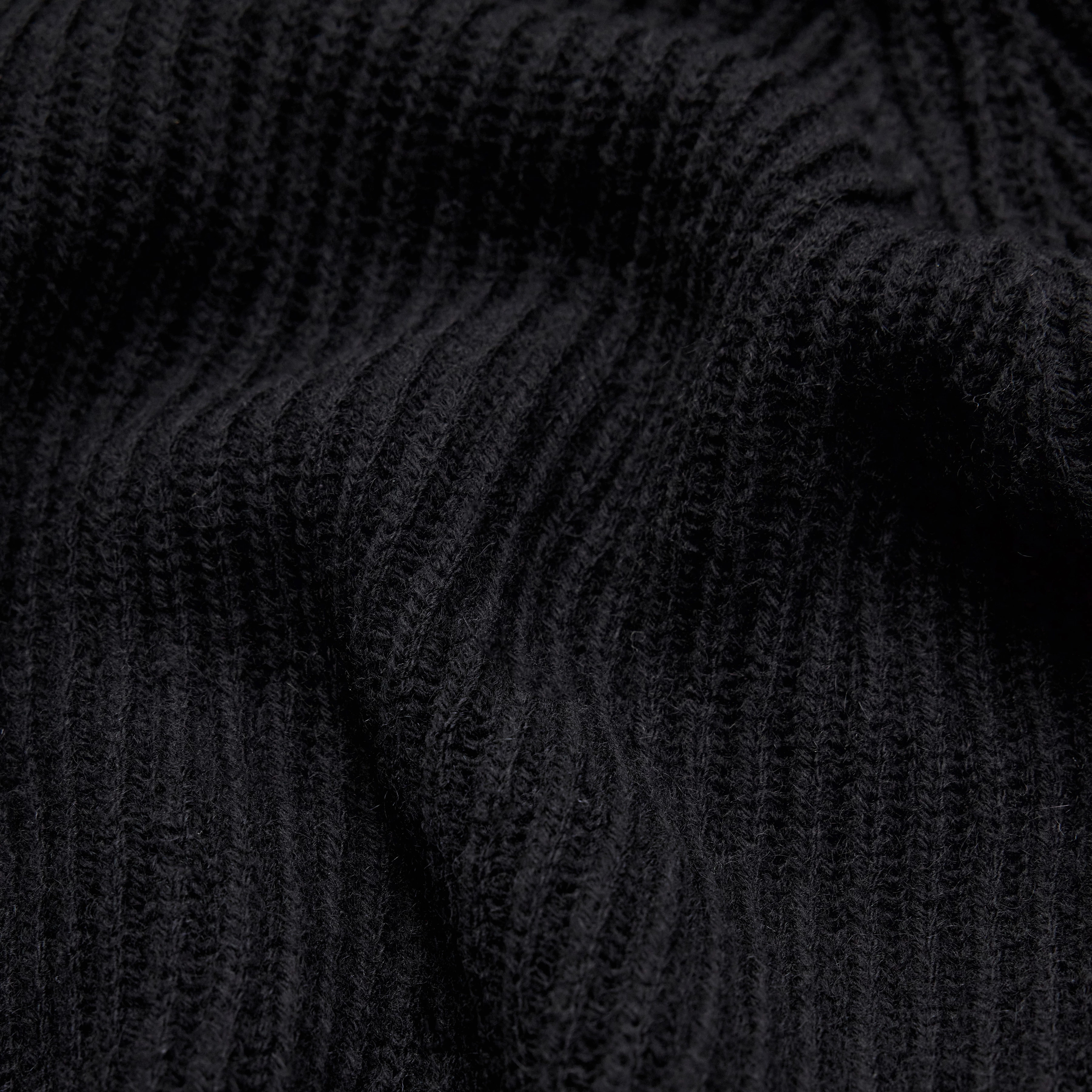 ARWEN - Rollkragenpullover in Woll-Alpakamix - Damen - schwarz - Materialbild (B2C)