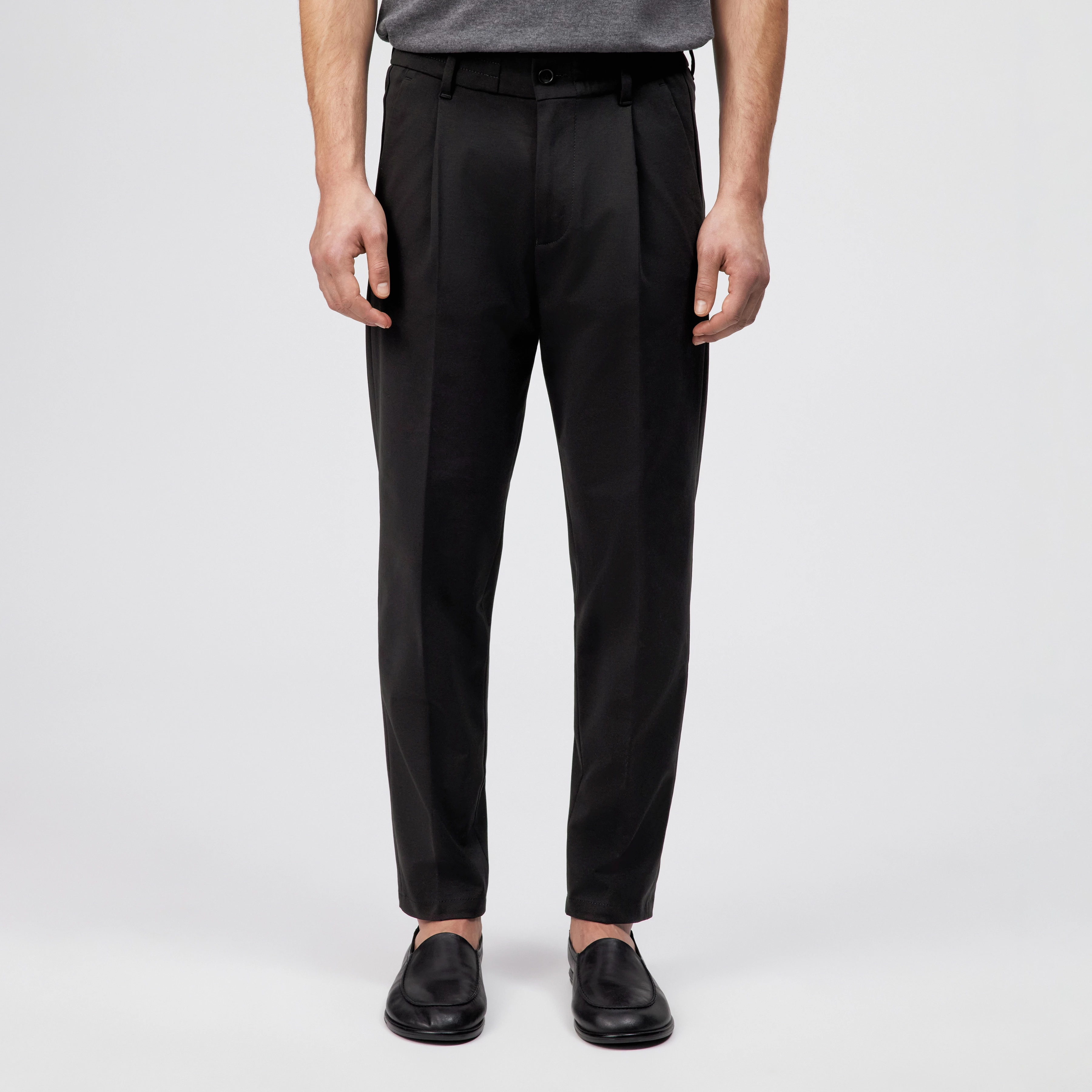 CHASY - Casual broek met plooi in Punto Milano - heren - zwart - Frontansicht