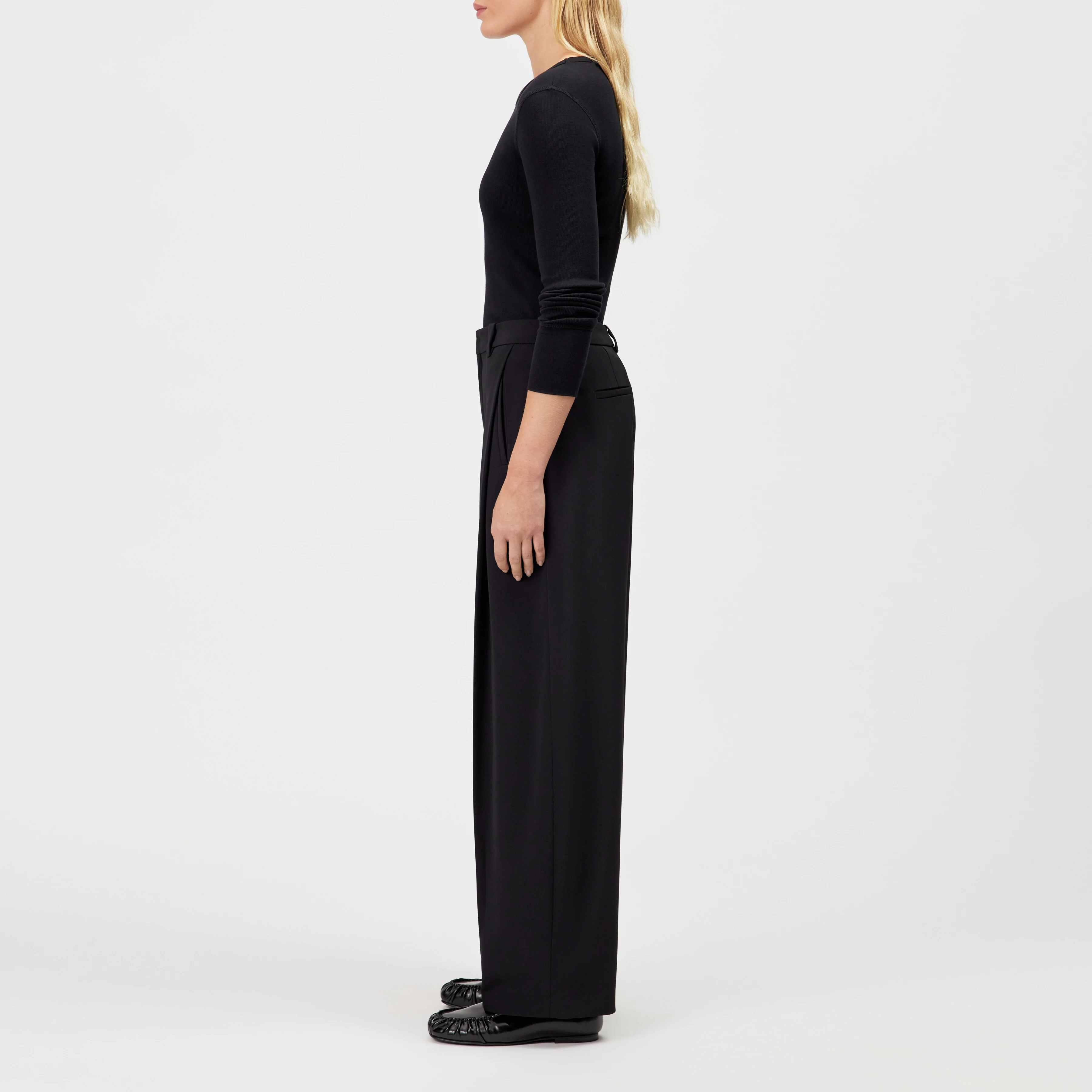 UNPACK - Trousers in techno twill - women - black - Seitenansicht