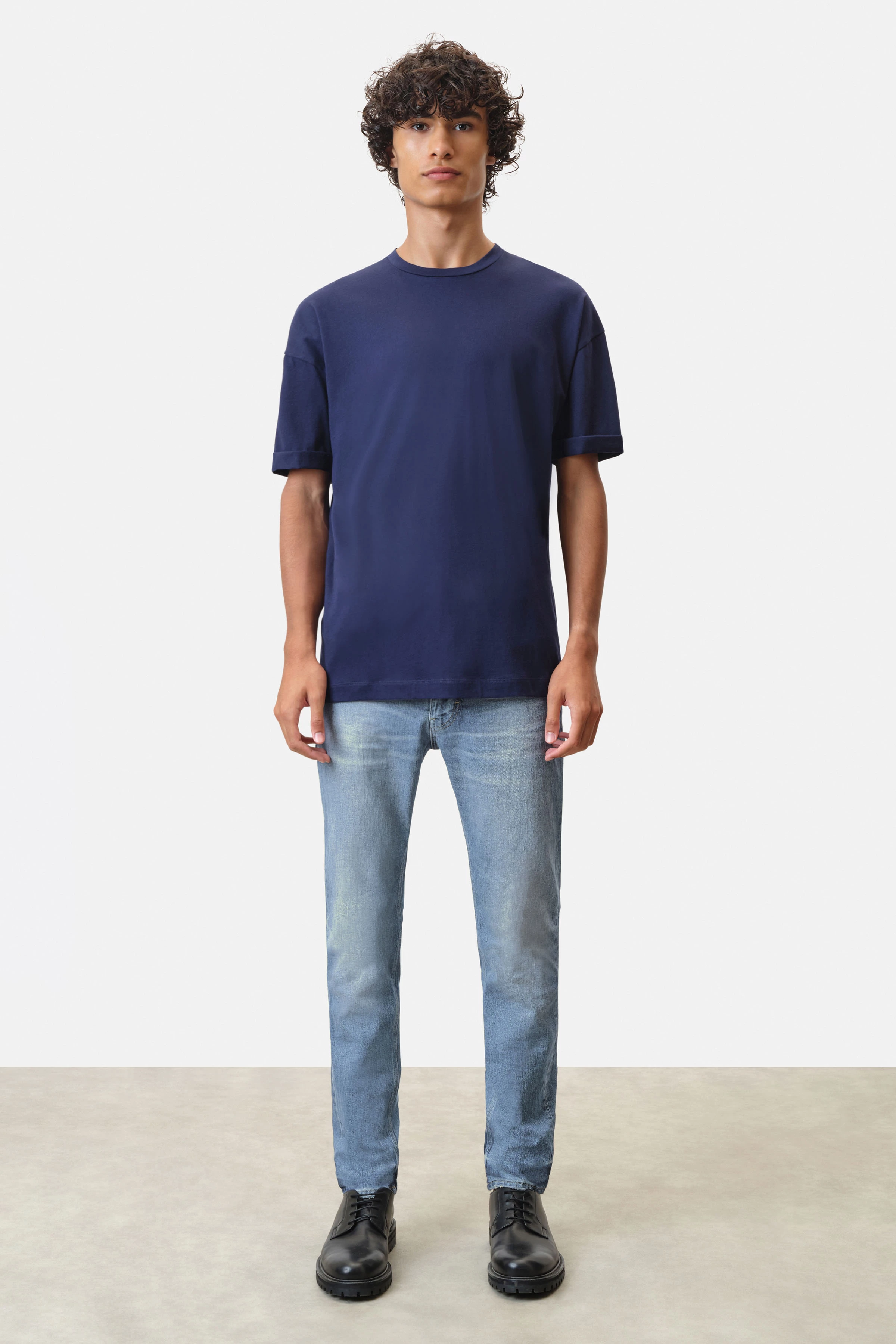 THILO - relaxed fit t-shirt in cotton - men - blue - Ganzkörper-Frontansicht