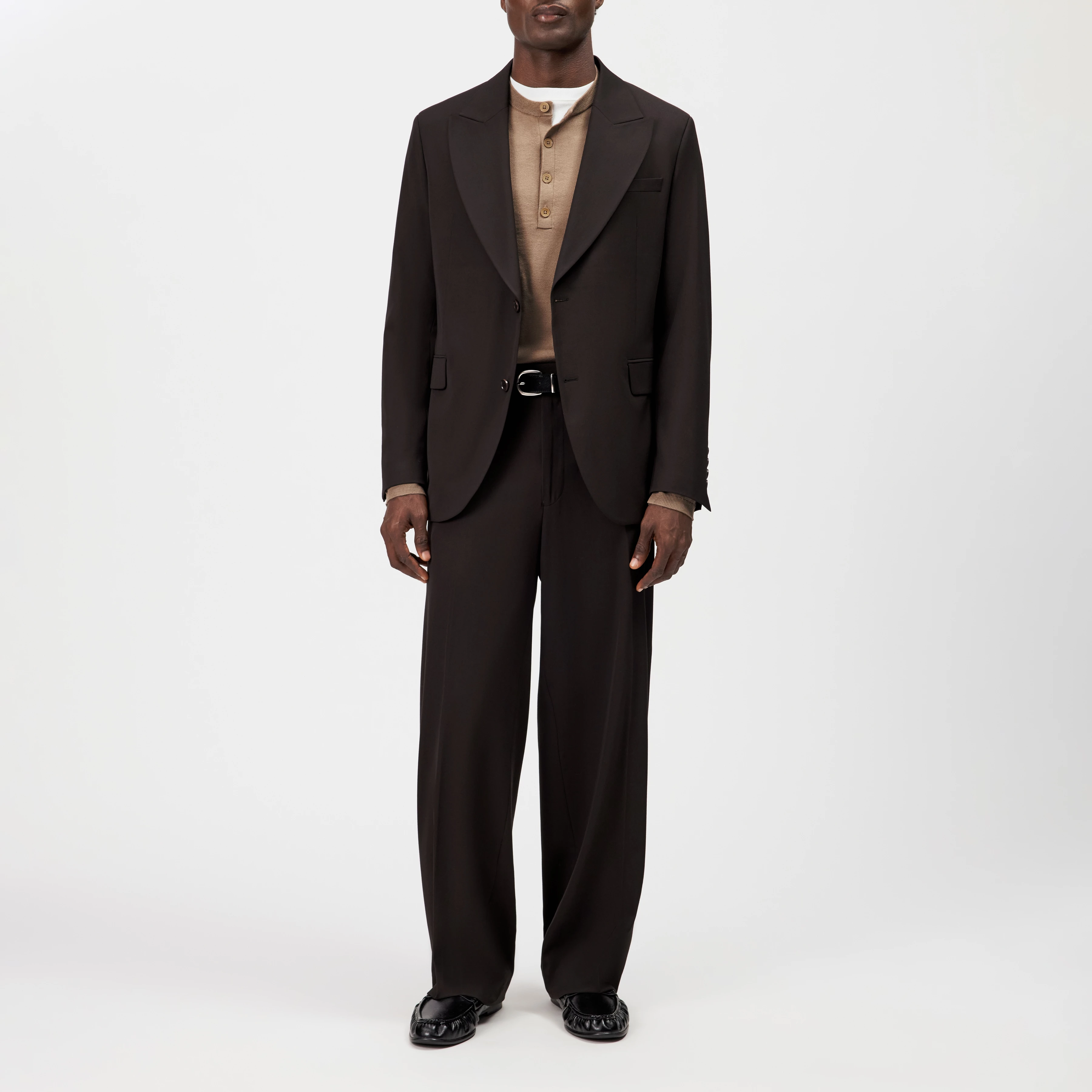 NODACO - Classic trousers in fine twill - men - brown - Ganzkörper-Frontansicht