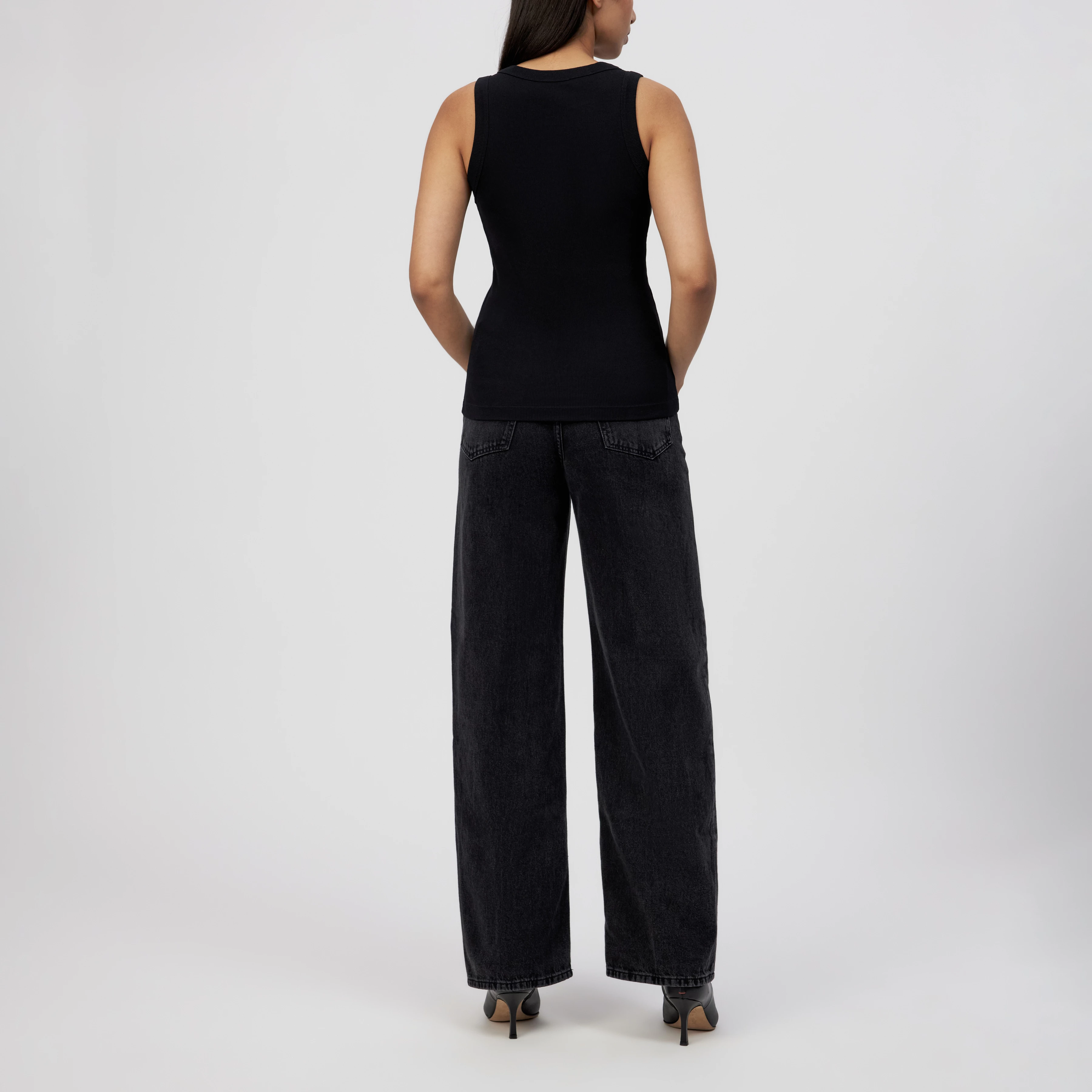 OLINA - Tanktop mit Rundhals in Baumwoll-Rippe - Damen - schwarz - Rückansicht