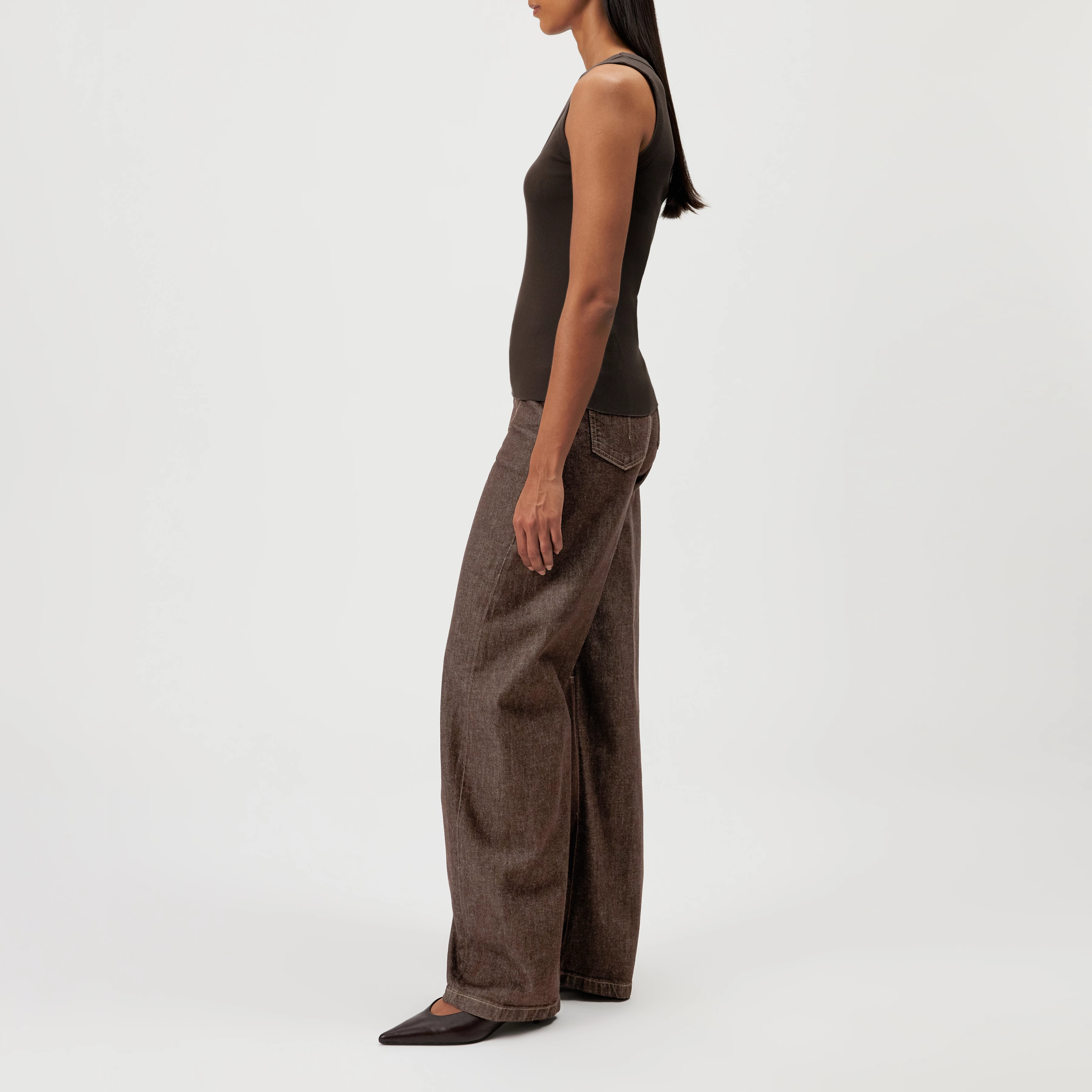 TAVIRA - Ribbed tank top with feminine round neckline - women - brown - Seitenansicht