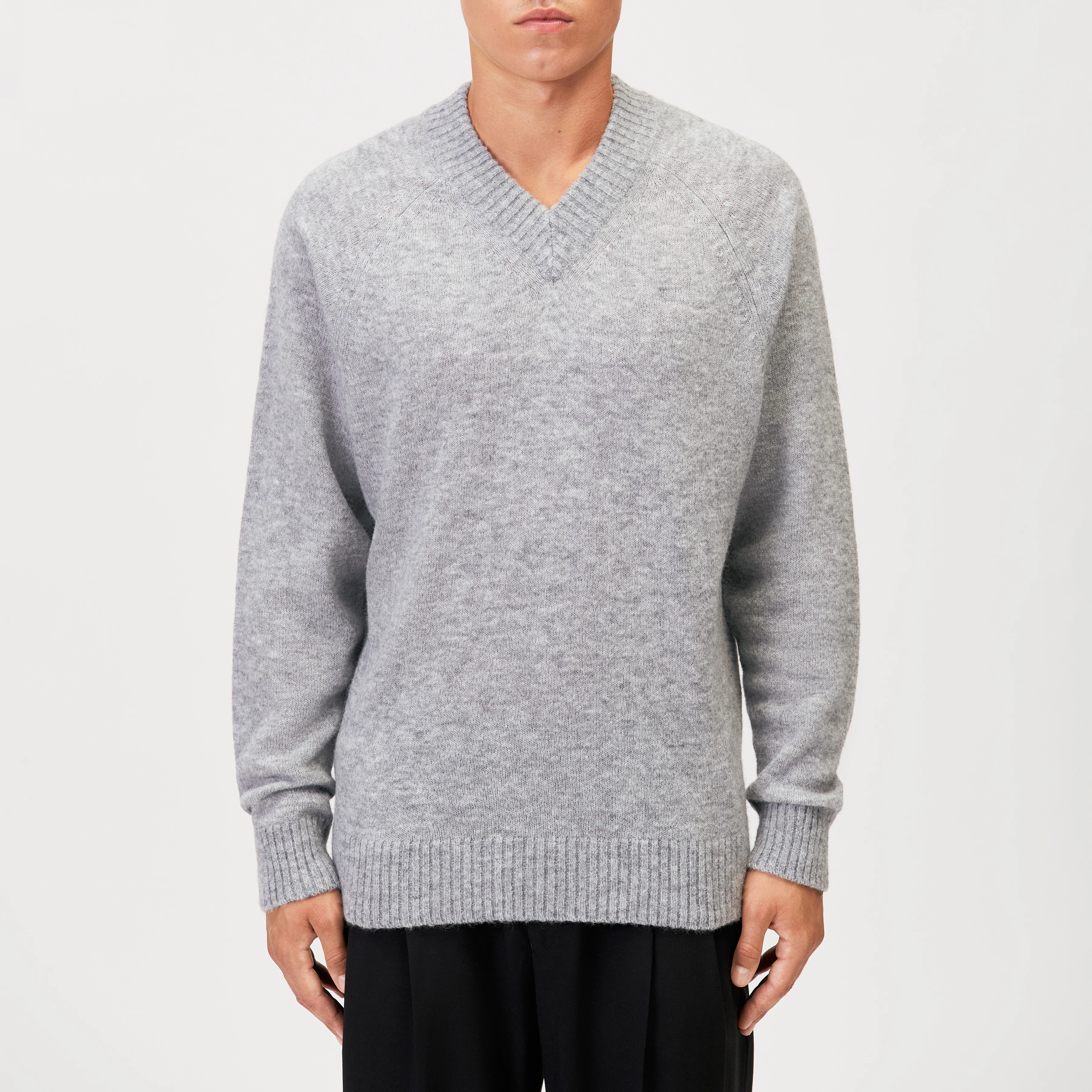 NUMIR - V-Neck Knitted Jumper in Wool Blend - men - grey - Frontansicht