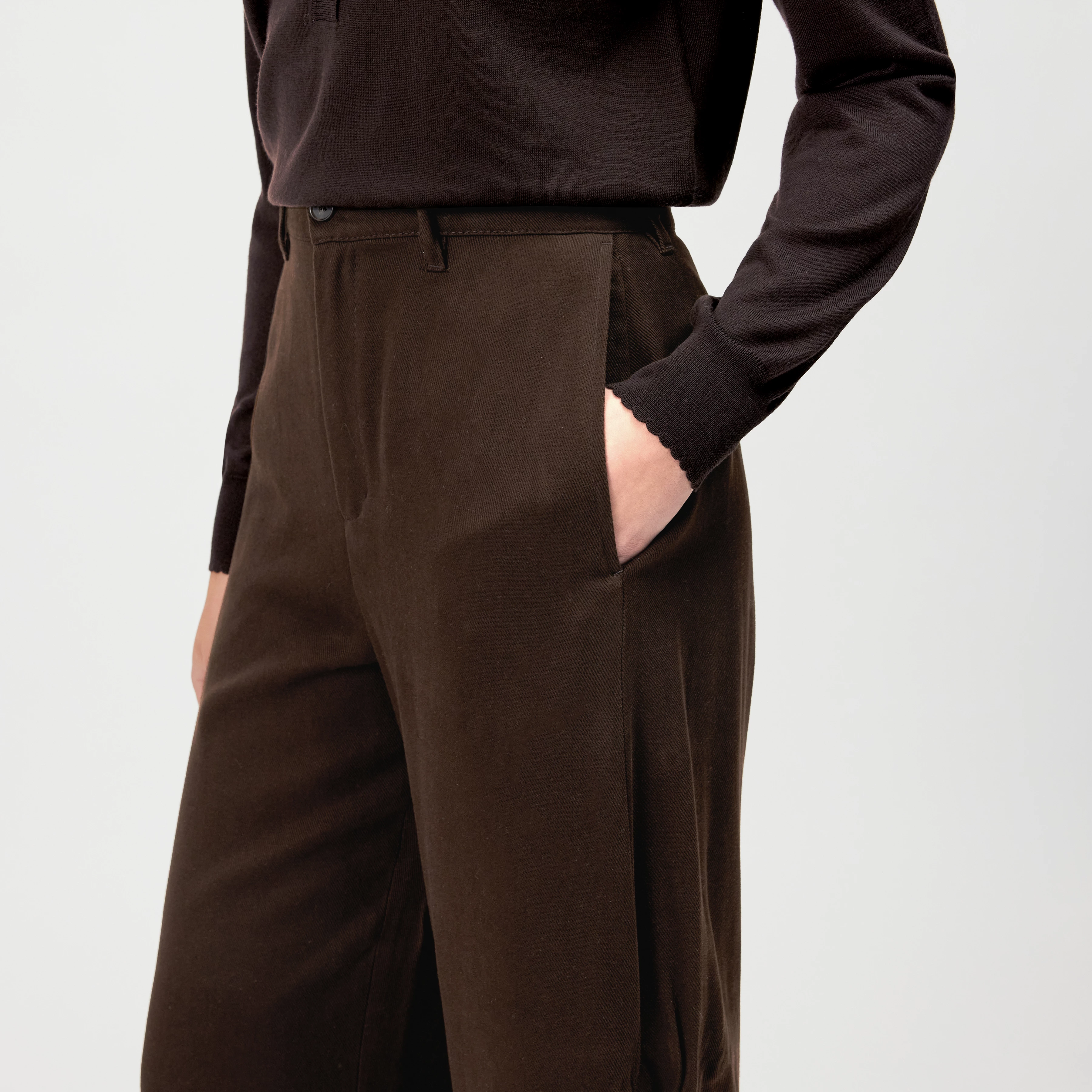 RECEIVE - Pantalon ample coupe décontractée - women - marron - Detailansicht am Model