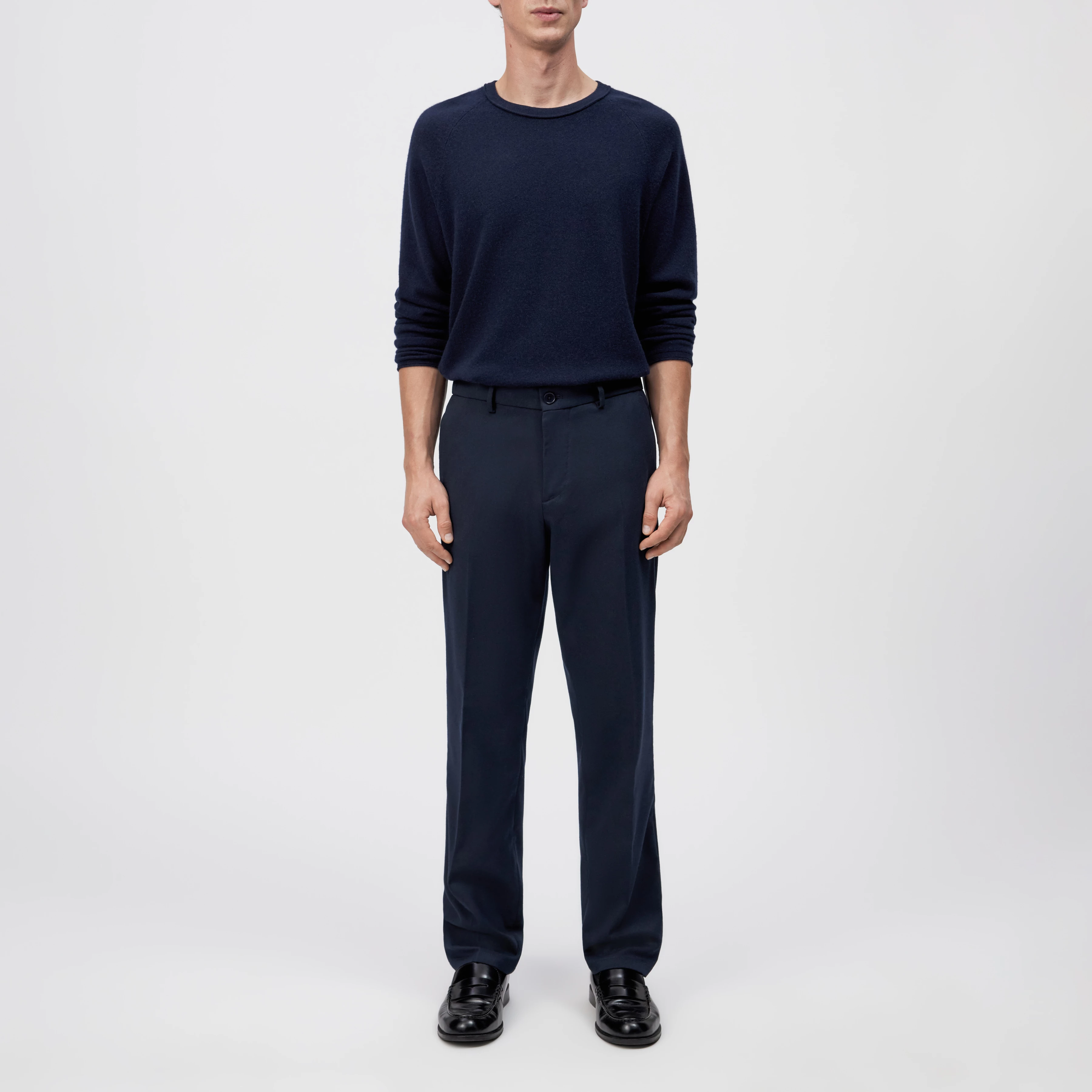 AJEND_RGLR - Ready-made trousers in soft flannel - men - blue - Ganzkörper-Frontansicht