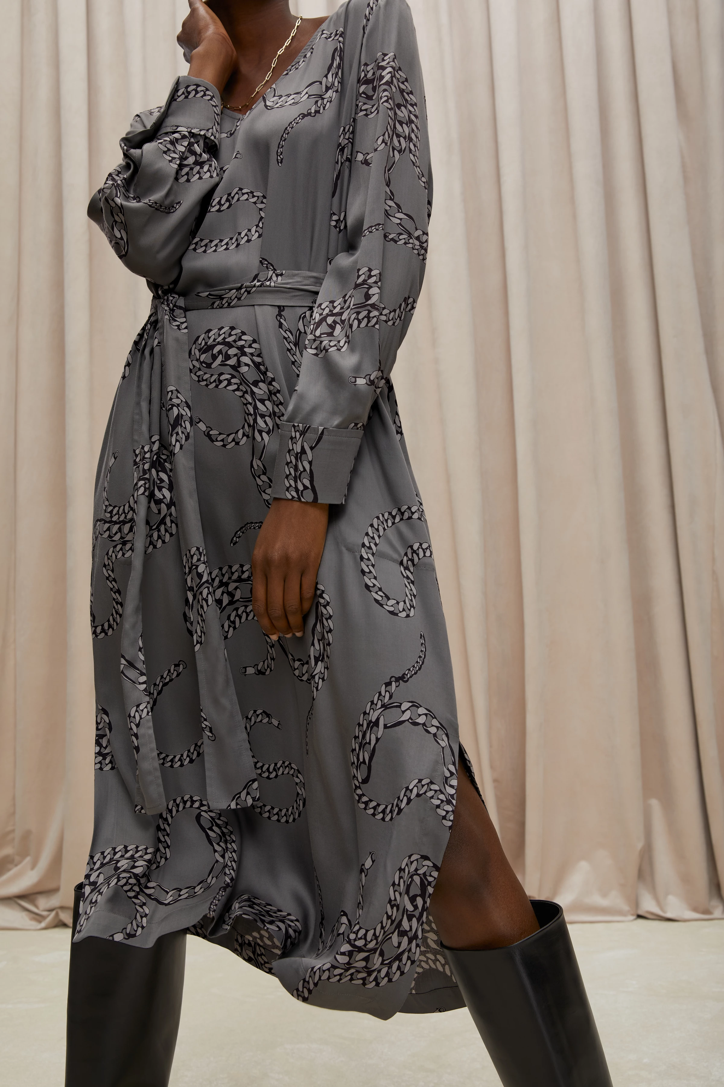 AFFRA - Midikleid aus Viskose - Damen - grau - Seitenansicht