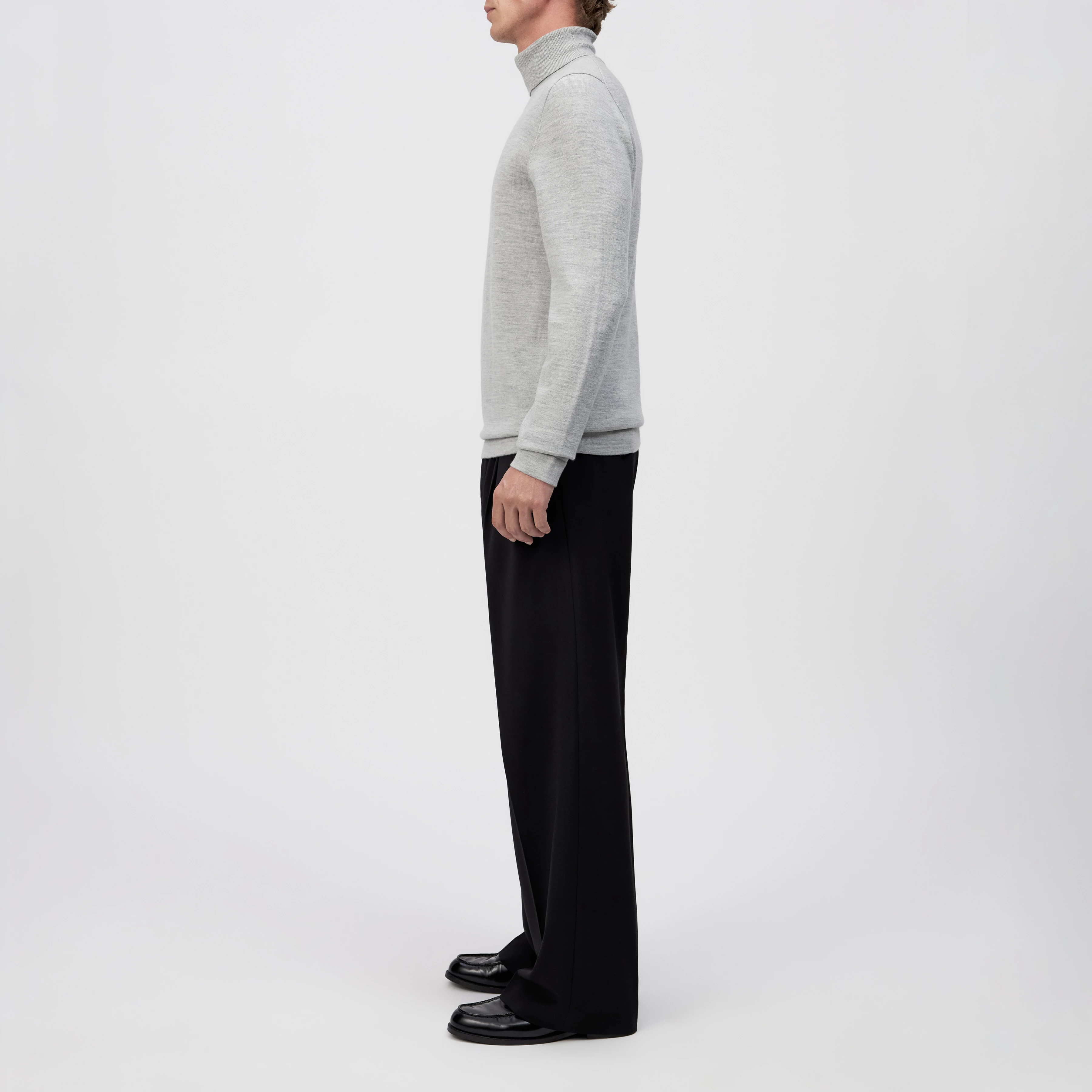 JOEY - Turtleneck jumper in 100% merino wool - men - grey - Seitenansicht