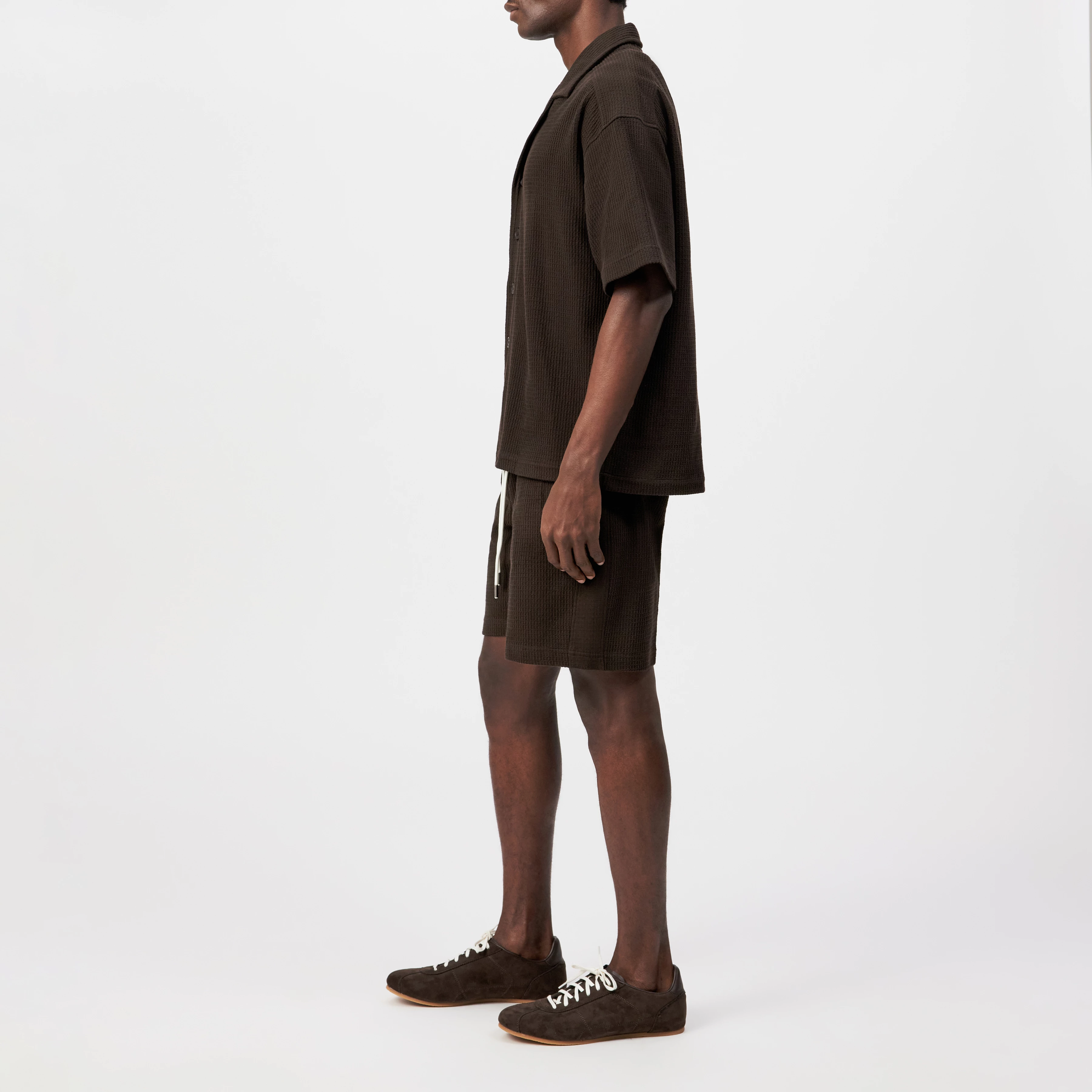 BASIIL - Chemise manches courtes Relaxed Fit en coton Dry Touch - men - marron - Seitenansicht