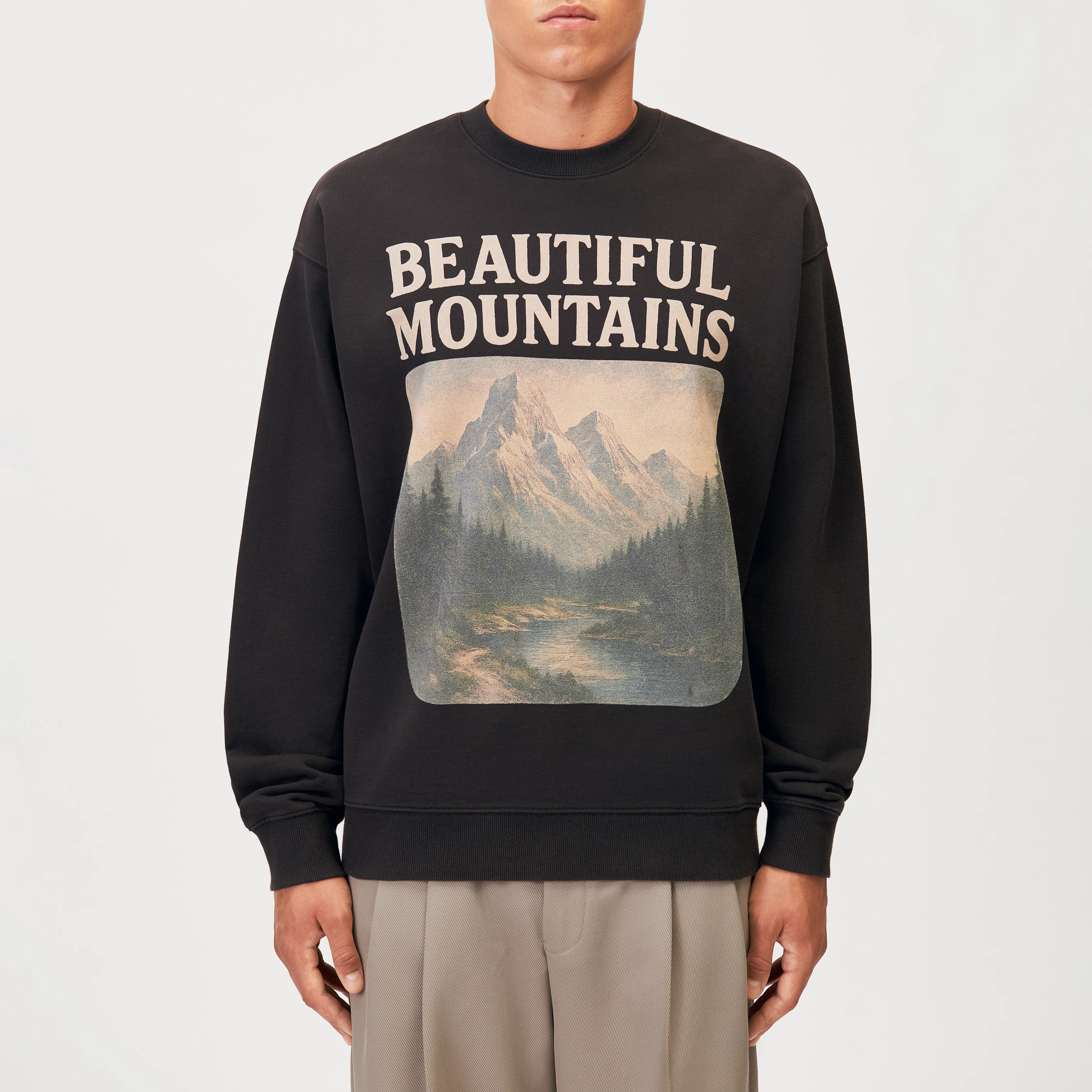 KARIO_MOUNTAIN - Relaxed sweatshirt with mountain print - men - brown - Frontansicht